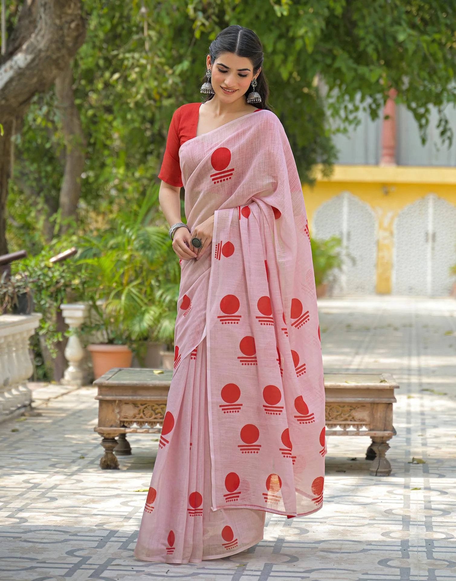 Light Pink Linen Printed Saree - Image 5