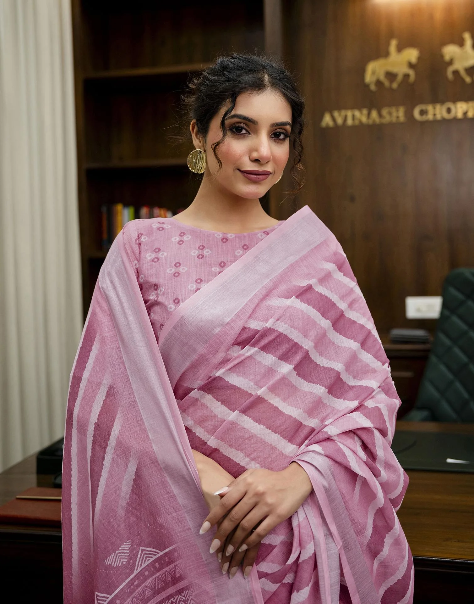 Light Pink Linen Printed Saree - Image 2