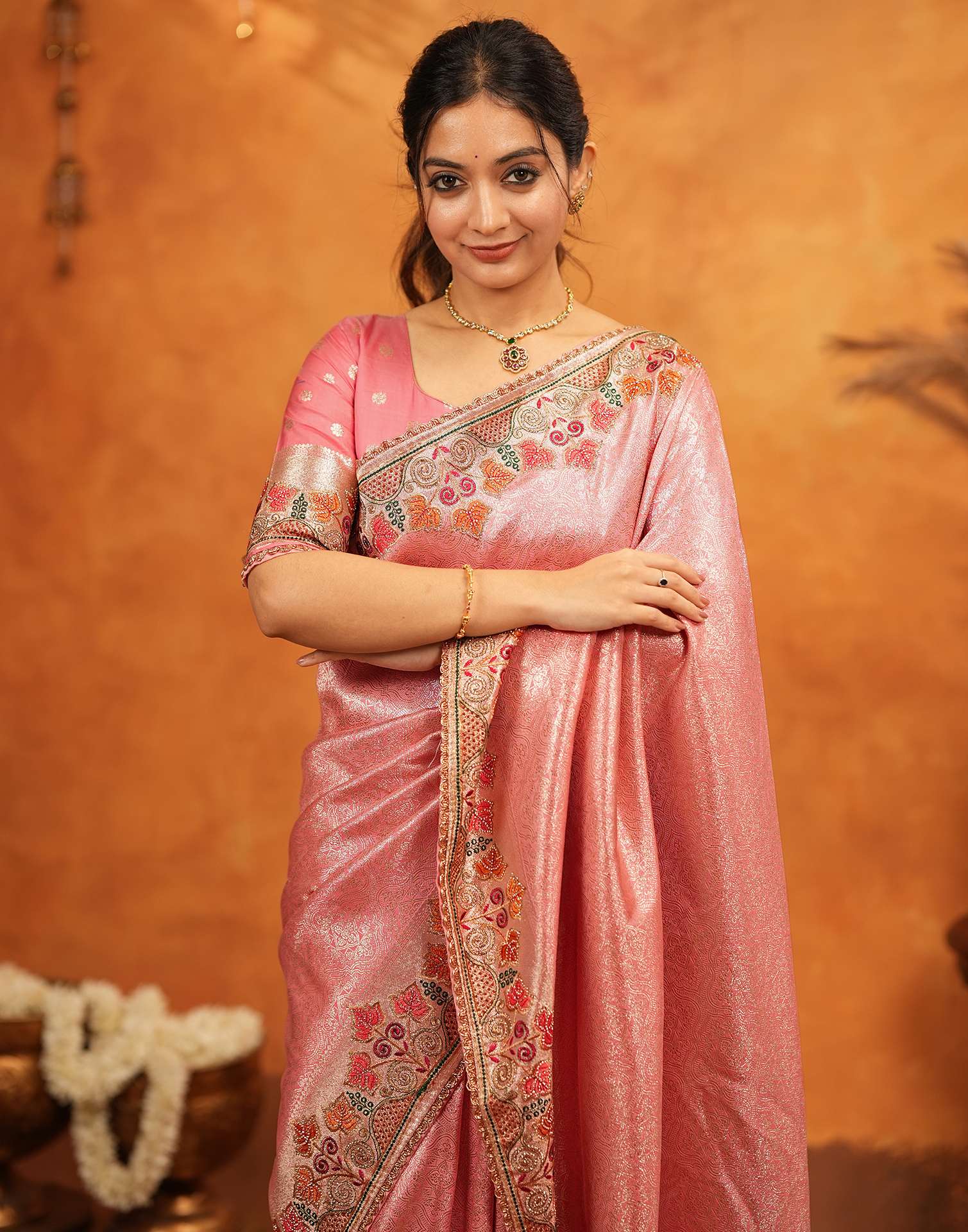Light Pink Silk Woven Embroidery Stone Work Banarasi Saree - Image 11