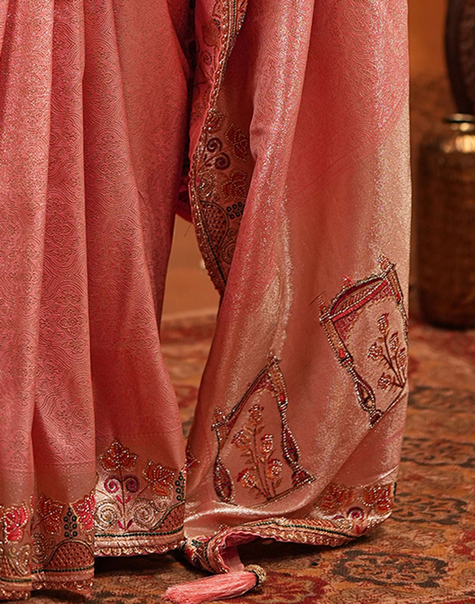 Light Pink Silk Woven Embroidery Stone Work Banarasi Saree - Image 13