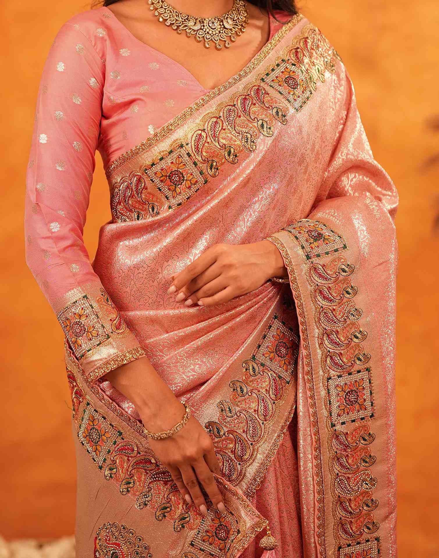 Light Pink Silk Woven Embroidery Stone Work Banarasi Saree - Image 10