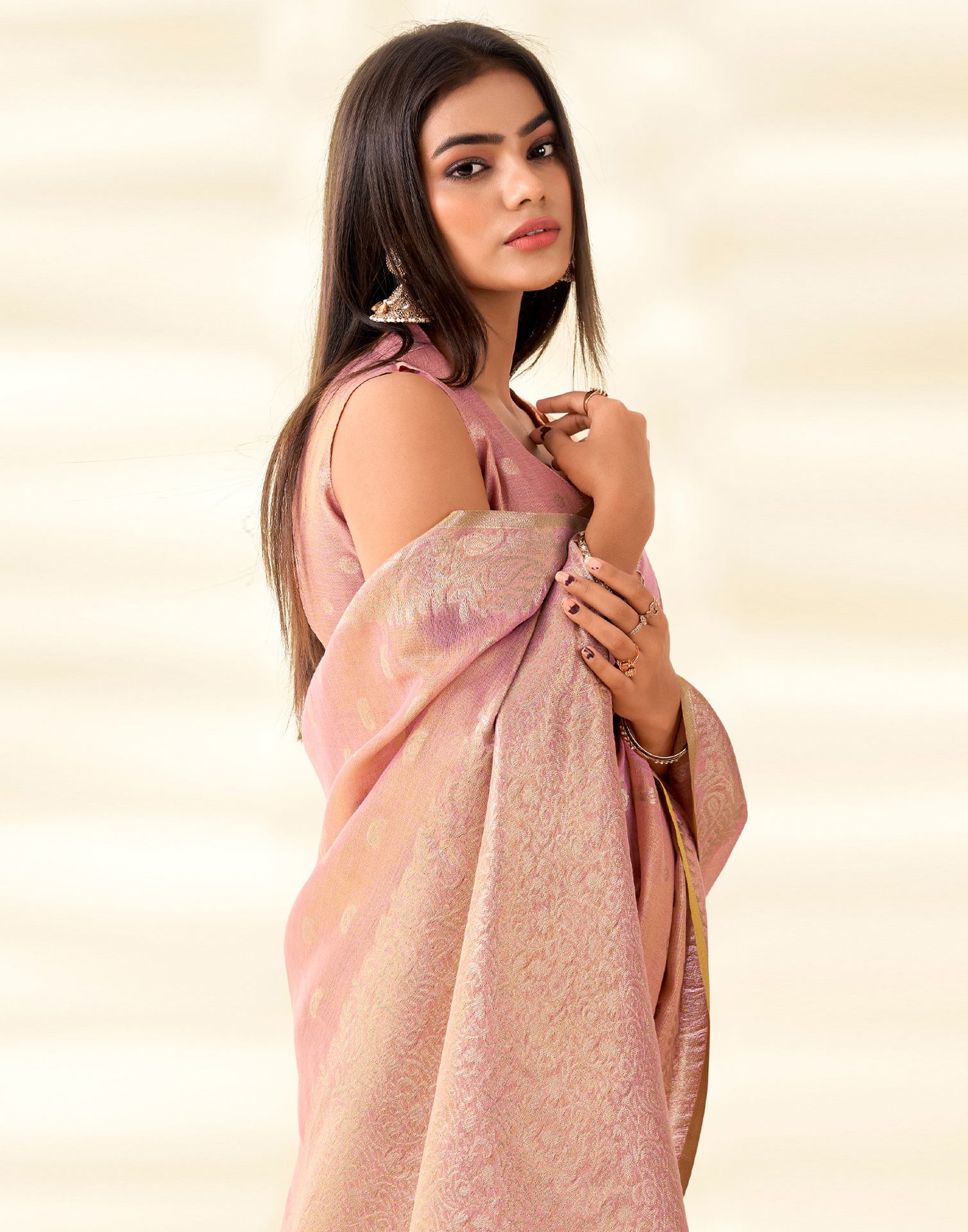 Light Pink Tissue Linen Woven Saree - Image 4
