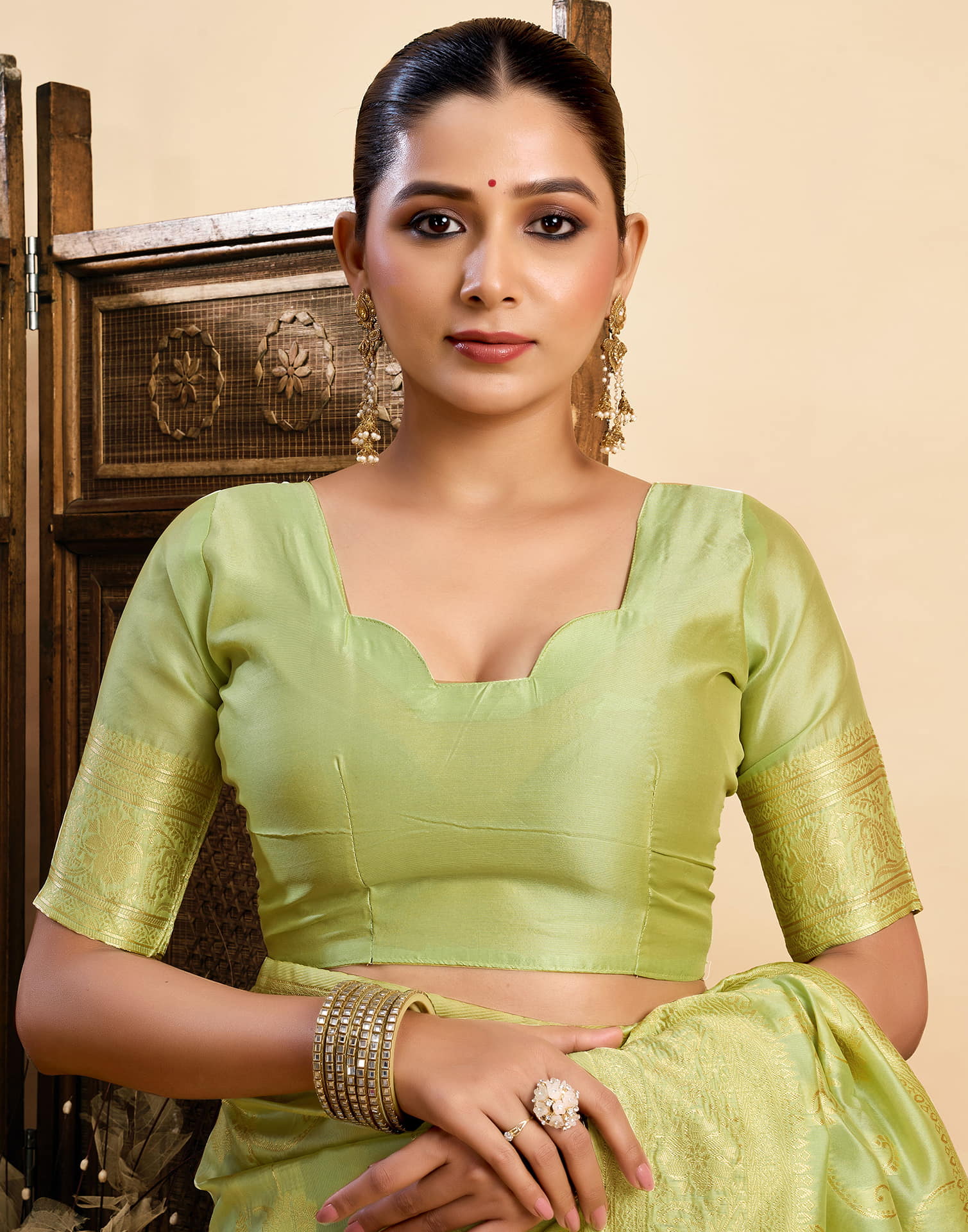 Light Pista Green Silk Woven Banarasi Saree - Image 7