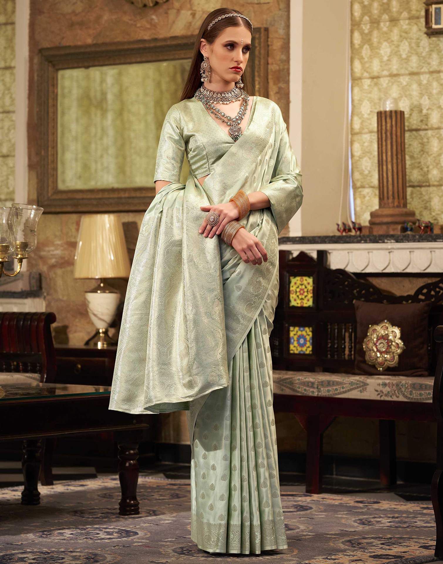 Light Pista Green Silk Woven Banarasi Saree - Image 5