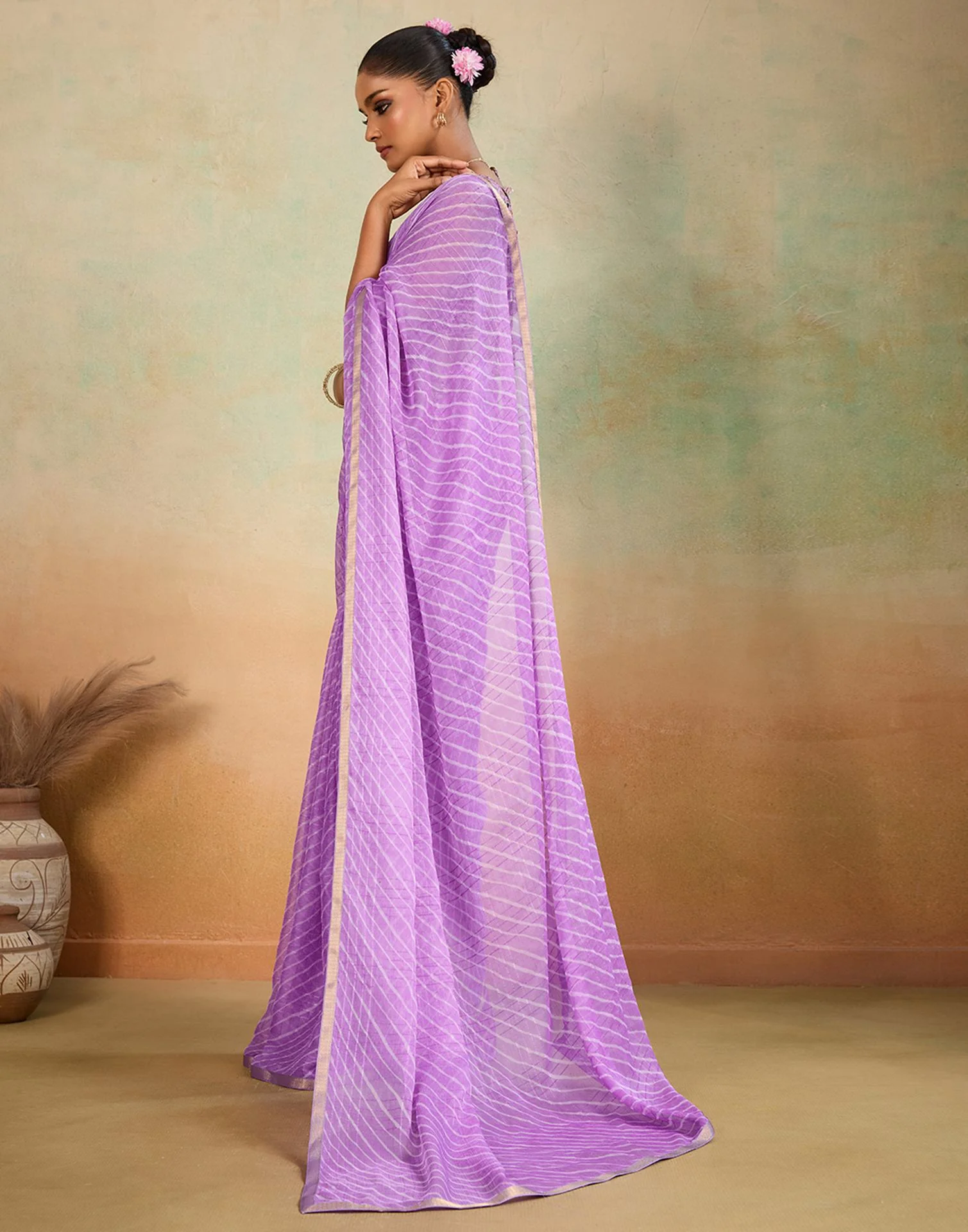 Light Purple Chiffon Laheriya Saree - Image 4