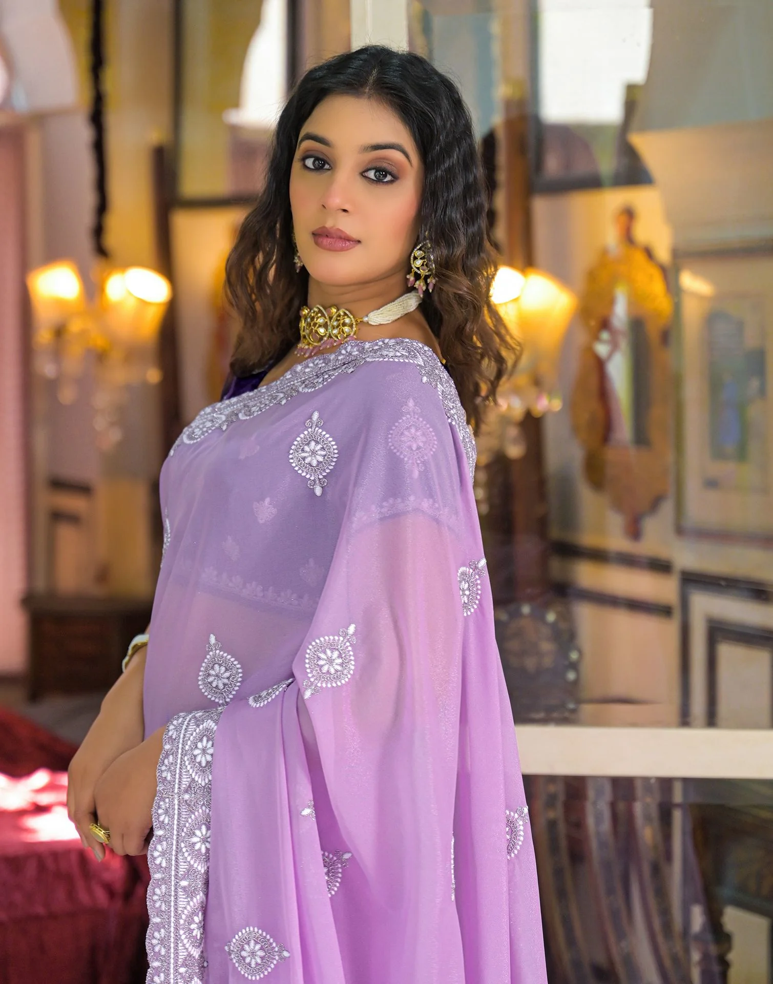 Light Purple Shimmer Embroidery Saree - Image 5