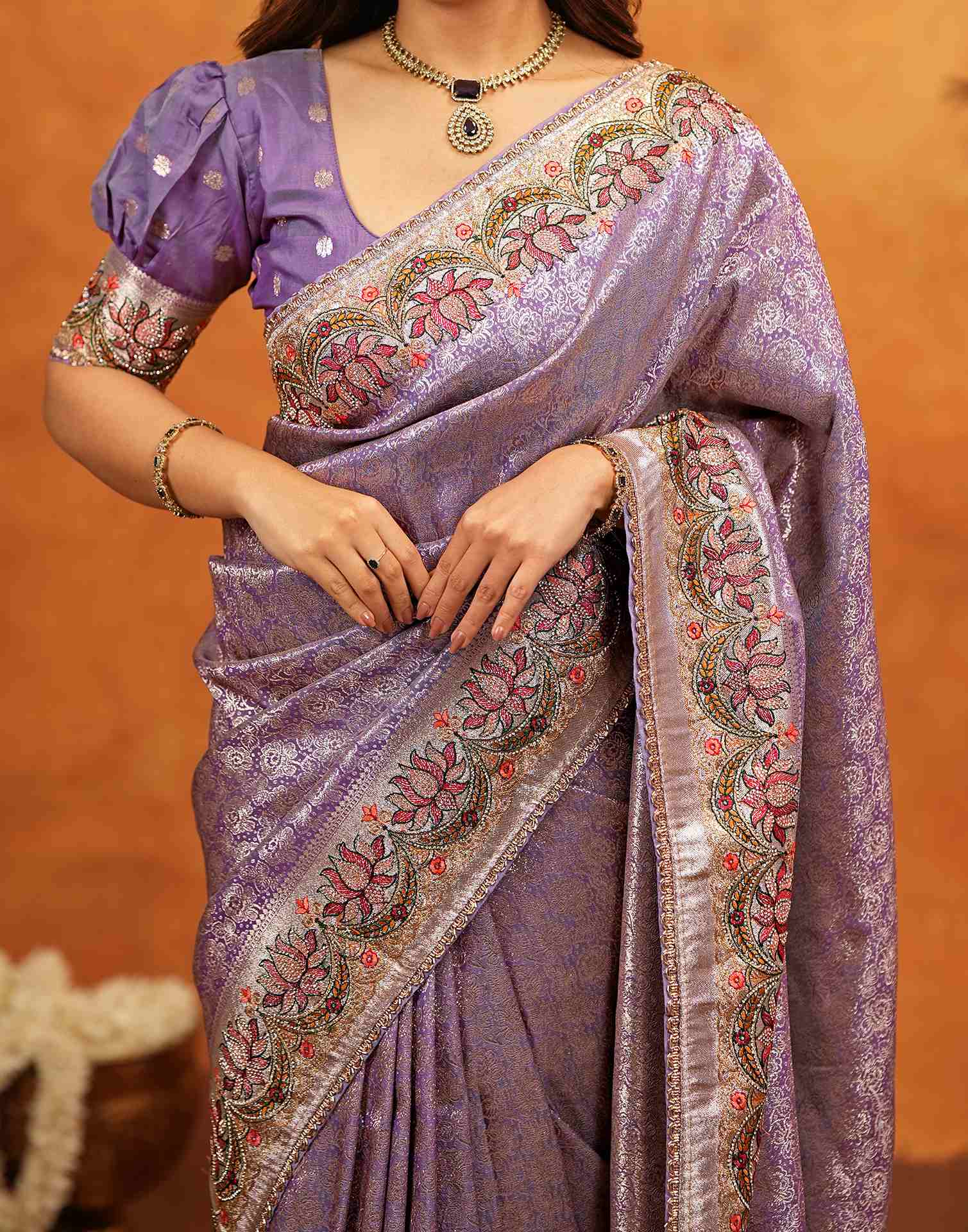 Light Purple Silk Woven Embroidery Stone Work Banarasi Saree - Image 12