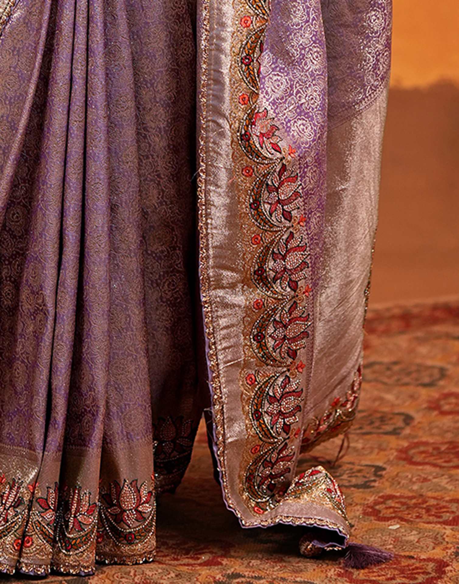 Light Purple Silk Woven Embroidery Stone Work Banarasi Saree - Image 13