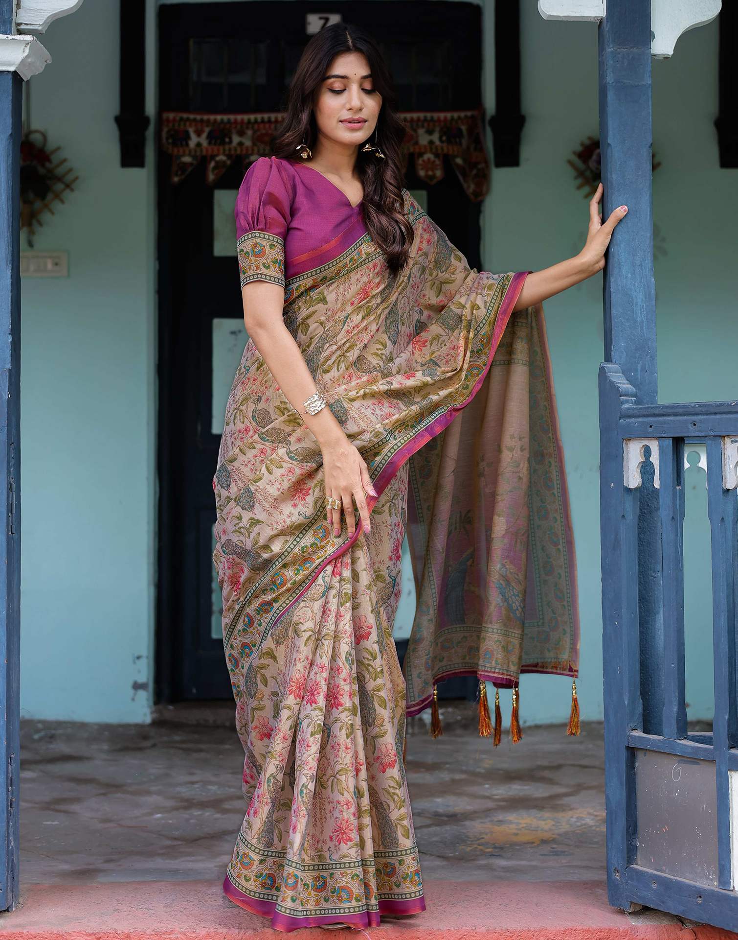 Light Rose Pink Shimmer Silk Printed Saree - Image 10