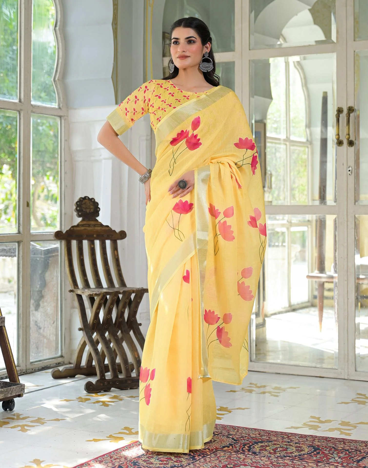 Light Yellow Linen Floral Printed Saree