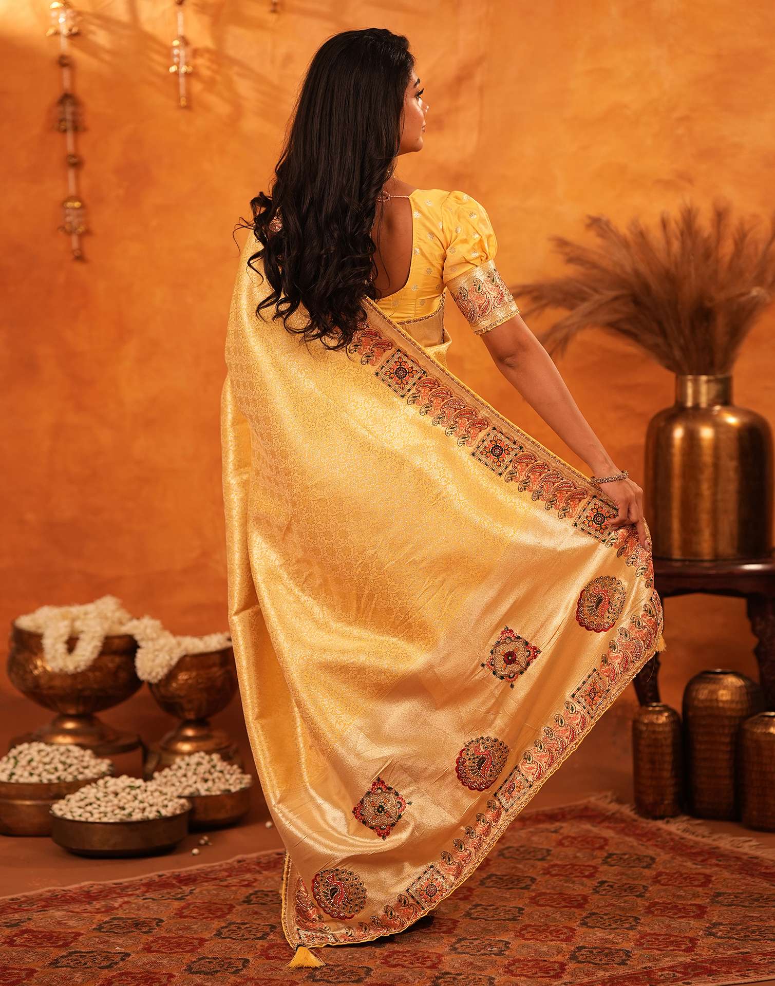Light Yellow Silk Woven Embroidery Stone Work Banarasi Saree - Image 6
