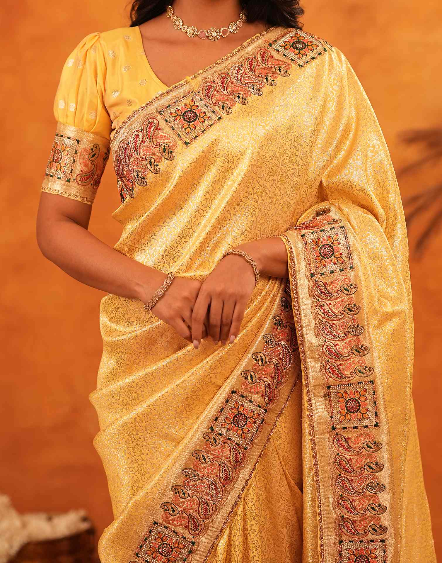 Light Yellow Silk Woven Embroidery Stone Work Banarasi Saree - Image 9