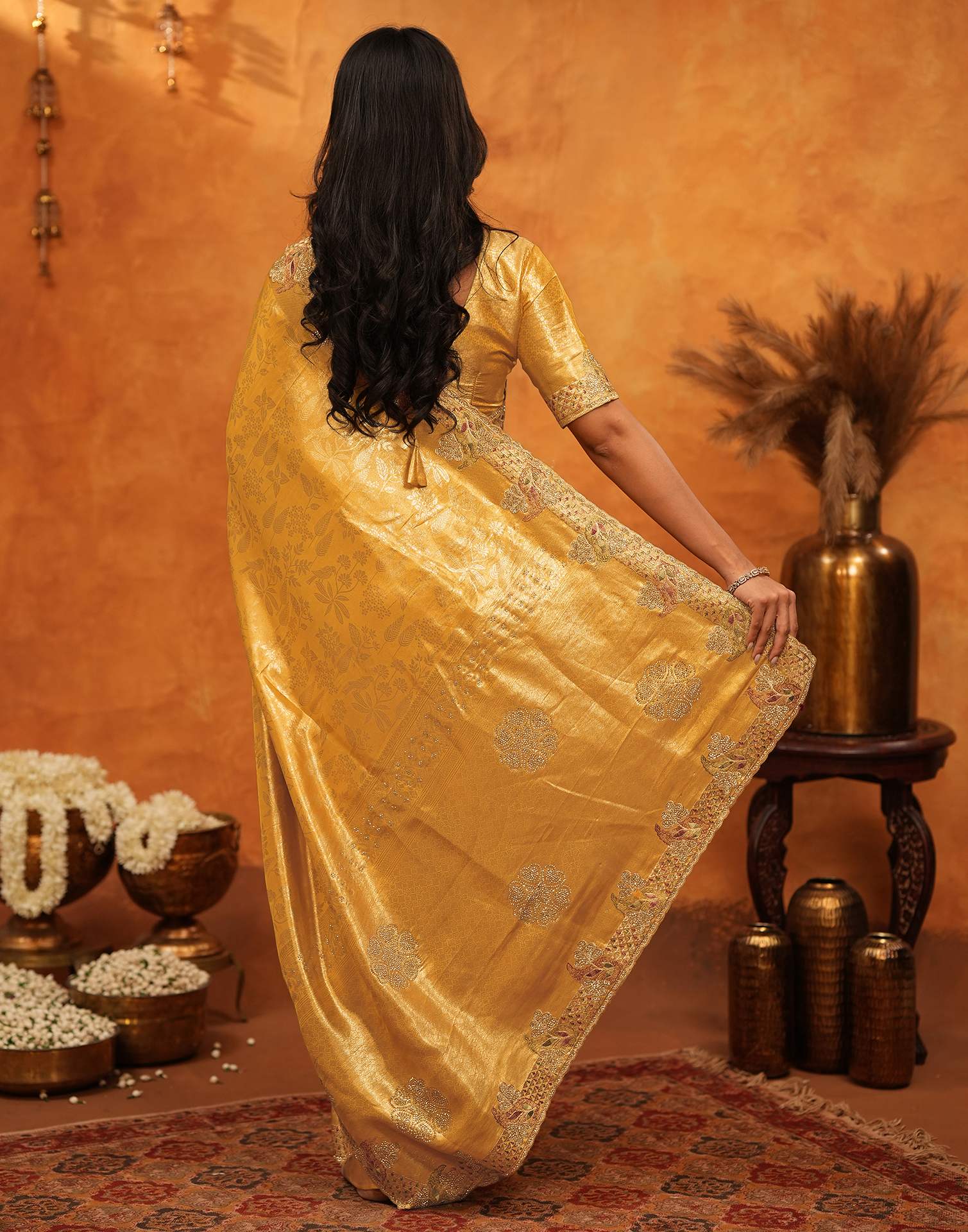 Light Yellow Silk Woven Embroidery Stone Work Banarasi Saree - Image 7
