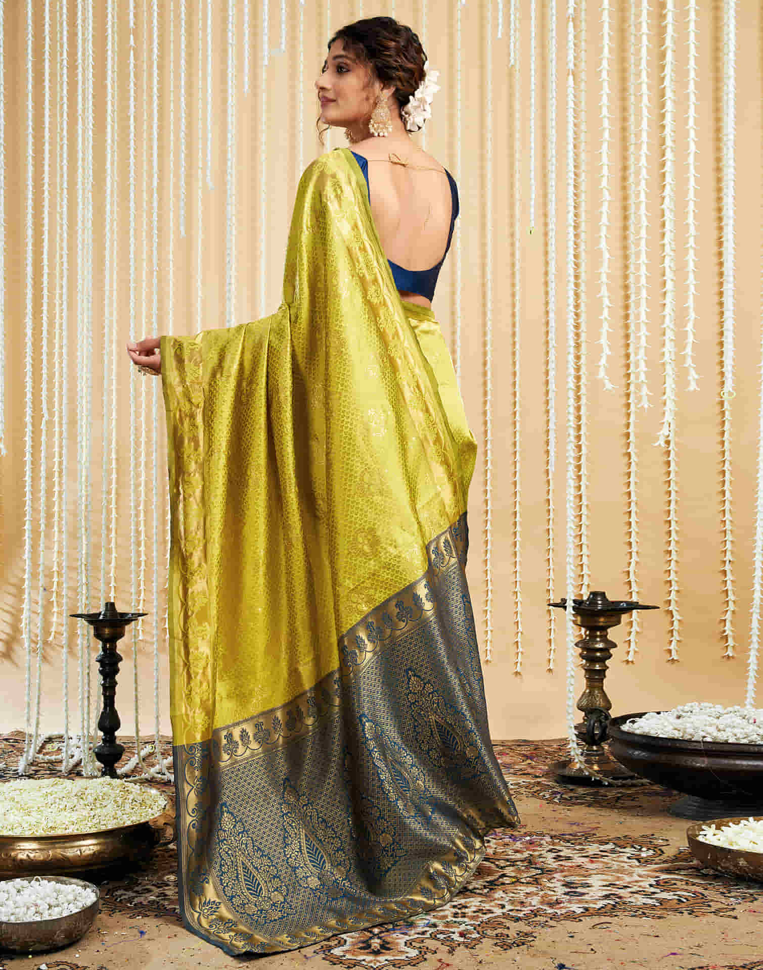 Lime Yellow Silk Woven Banarasi Saree - Image 7