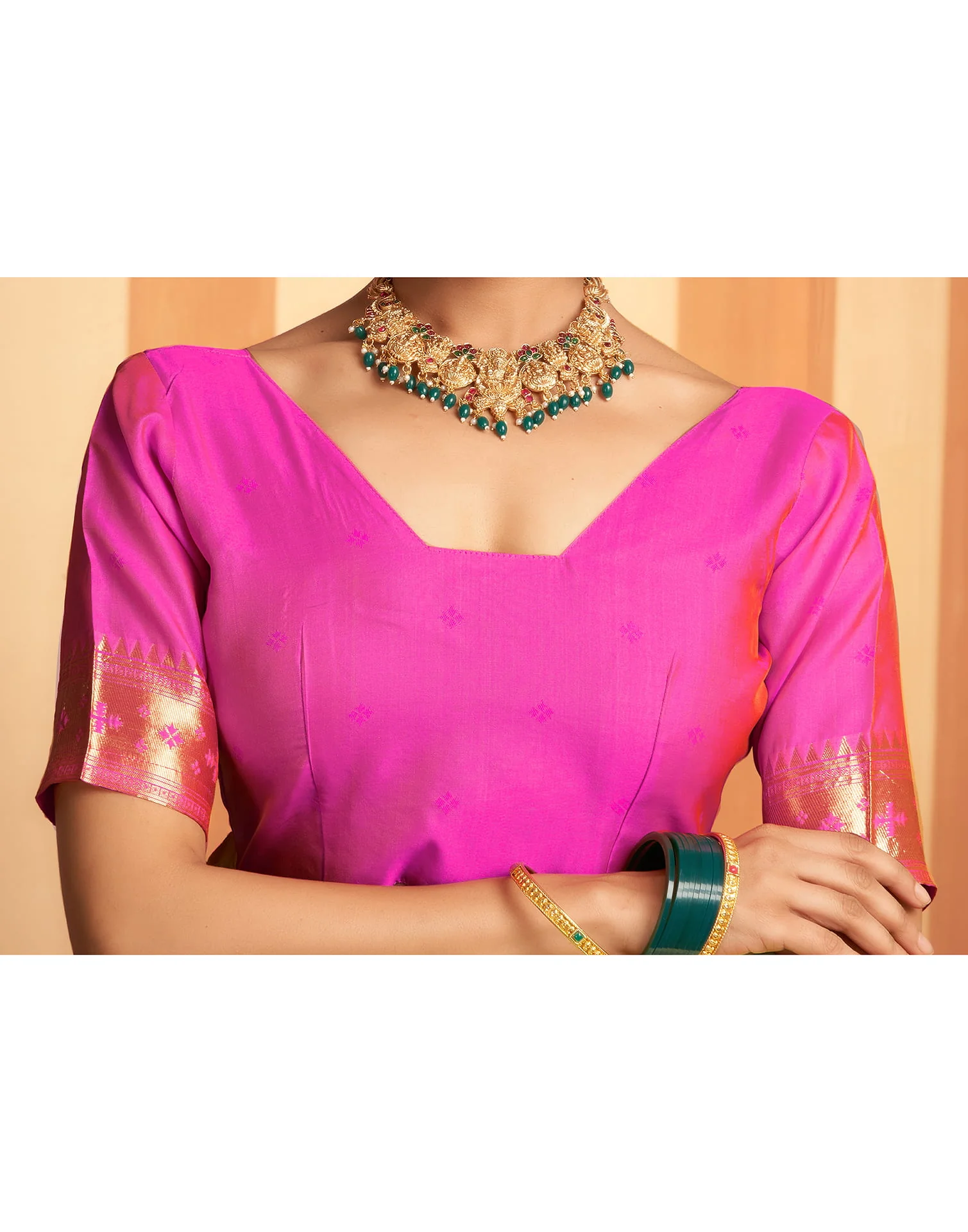 Lime Green Silk Woven Paithani Saree - Image 9