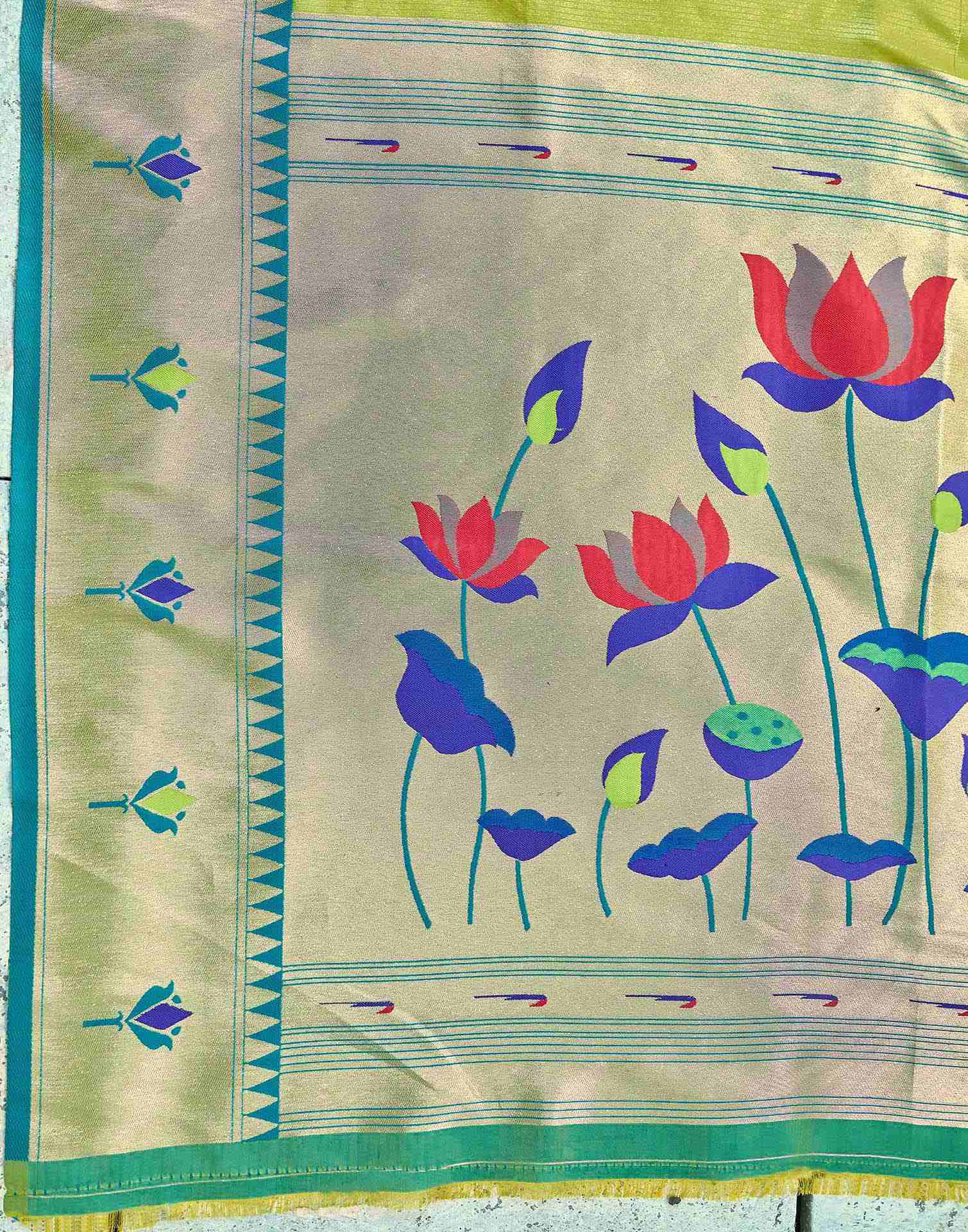 Lime Green Silk Woven Paithani Saree - Image 8
