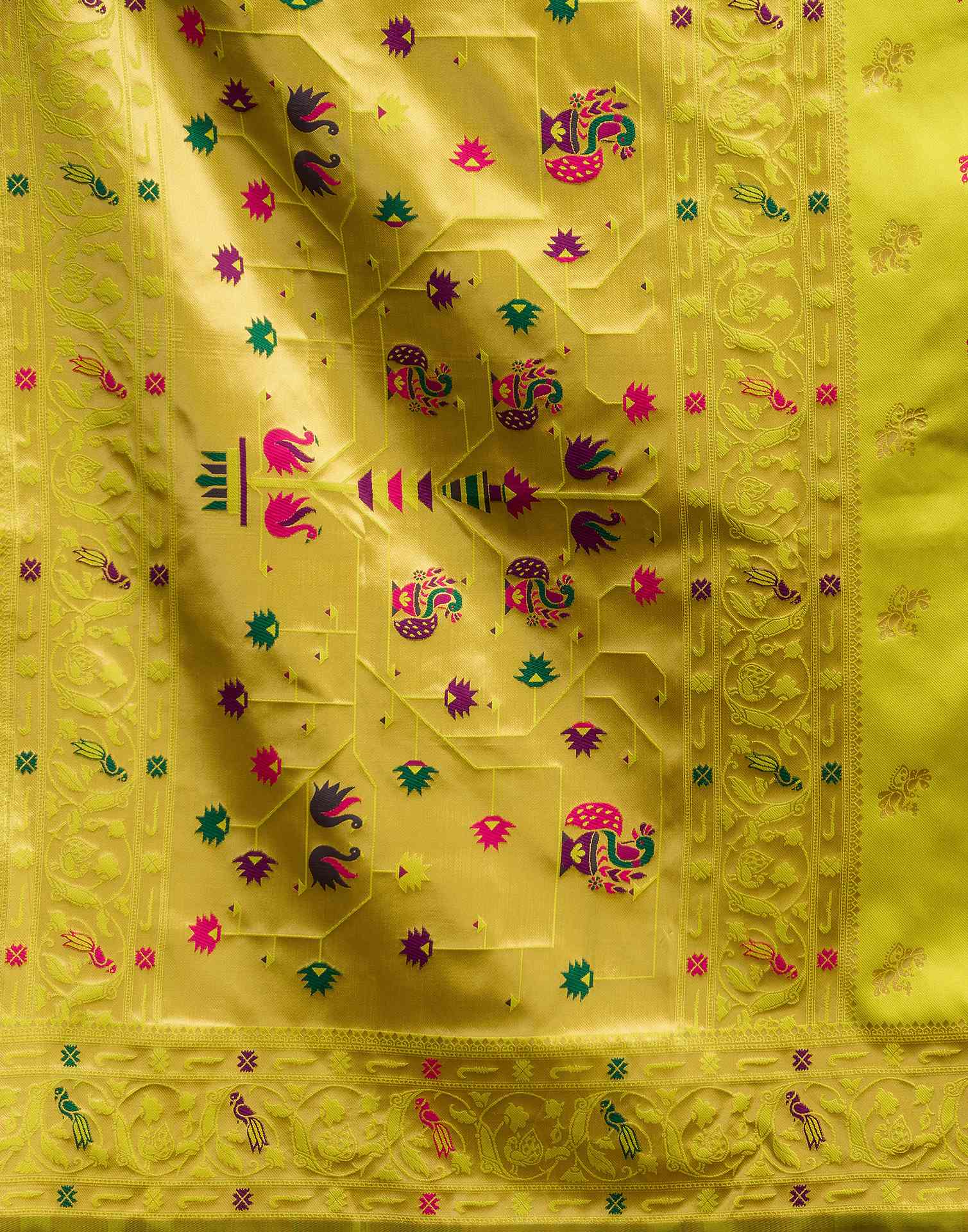 Lime Green Silk Woven Paithani Saree - Image 7
