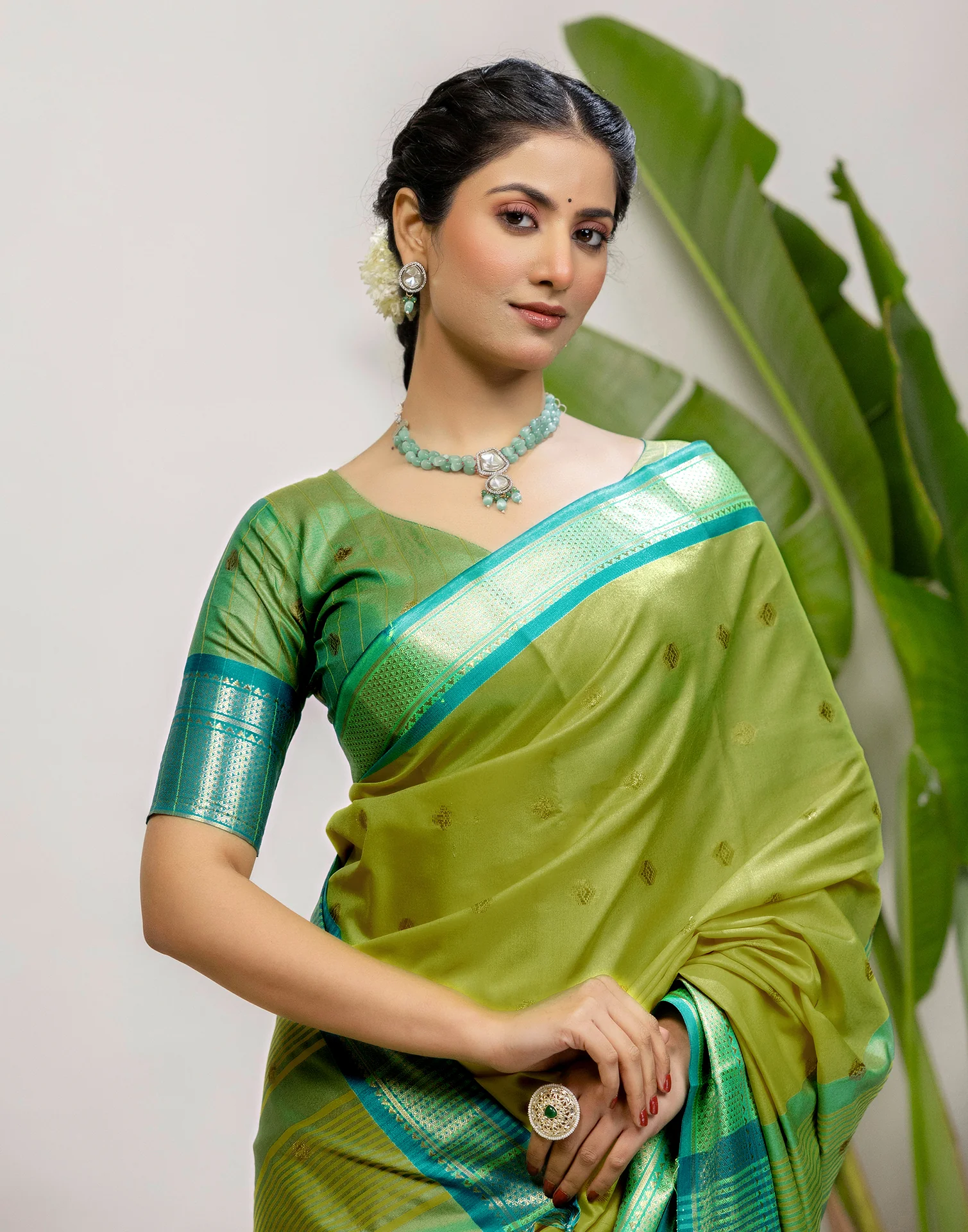 Lime Green Silk Woven Kanjivaram Saree - Image 2