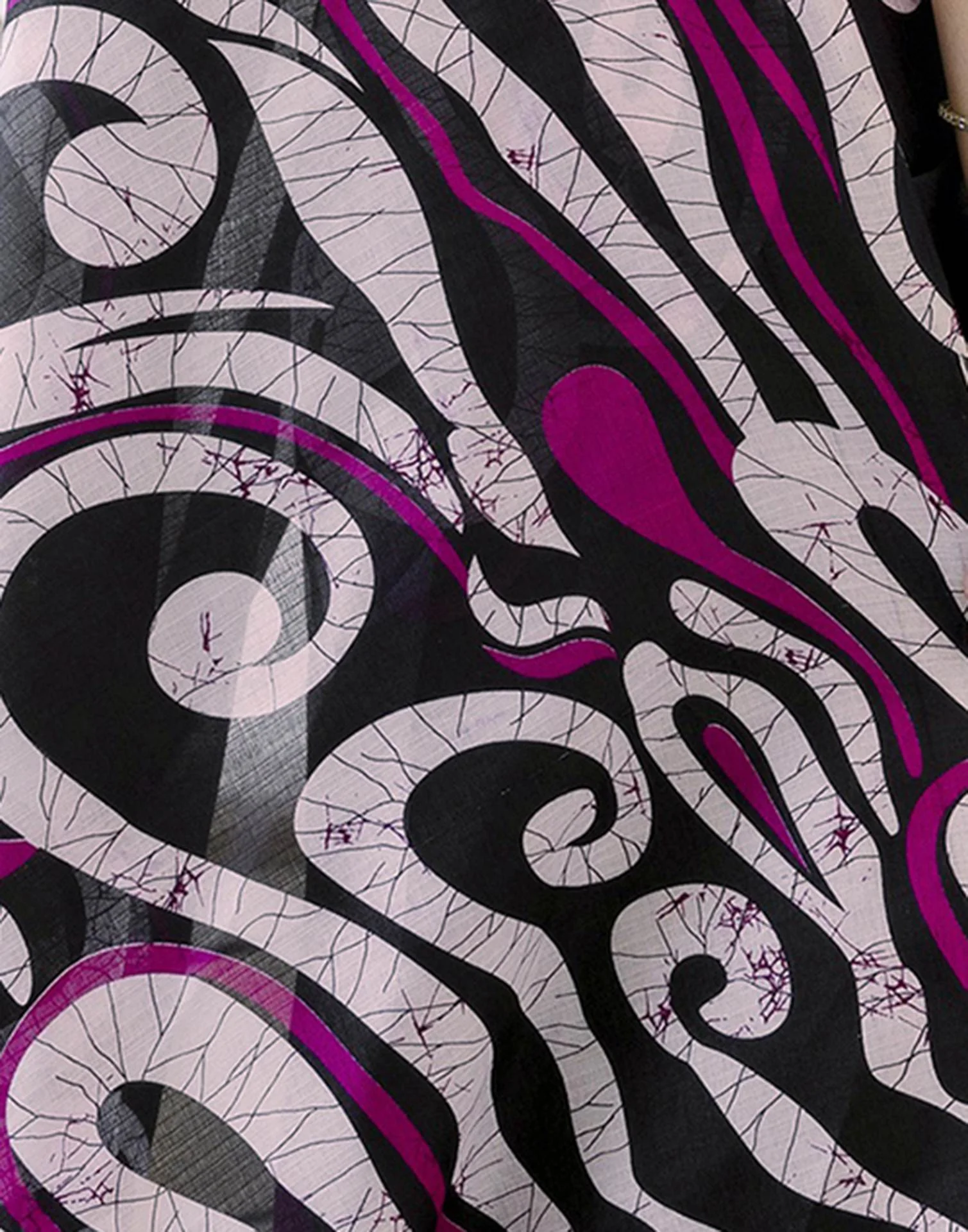 Magenta Khadi Printed Saree - Image 12