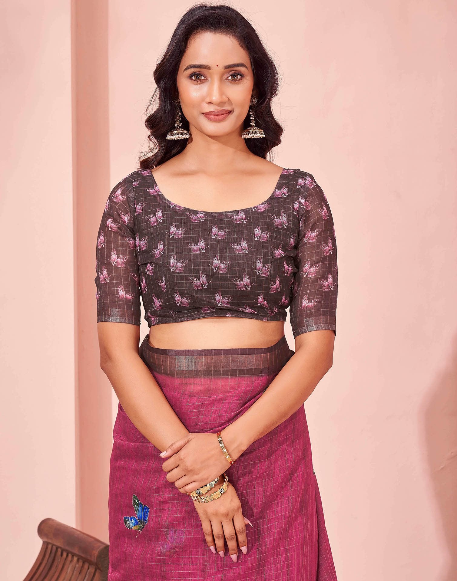Magenta Linen Floral Printed Saree - Image 13