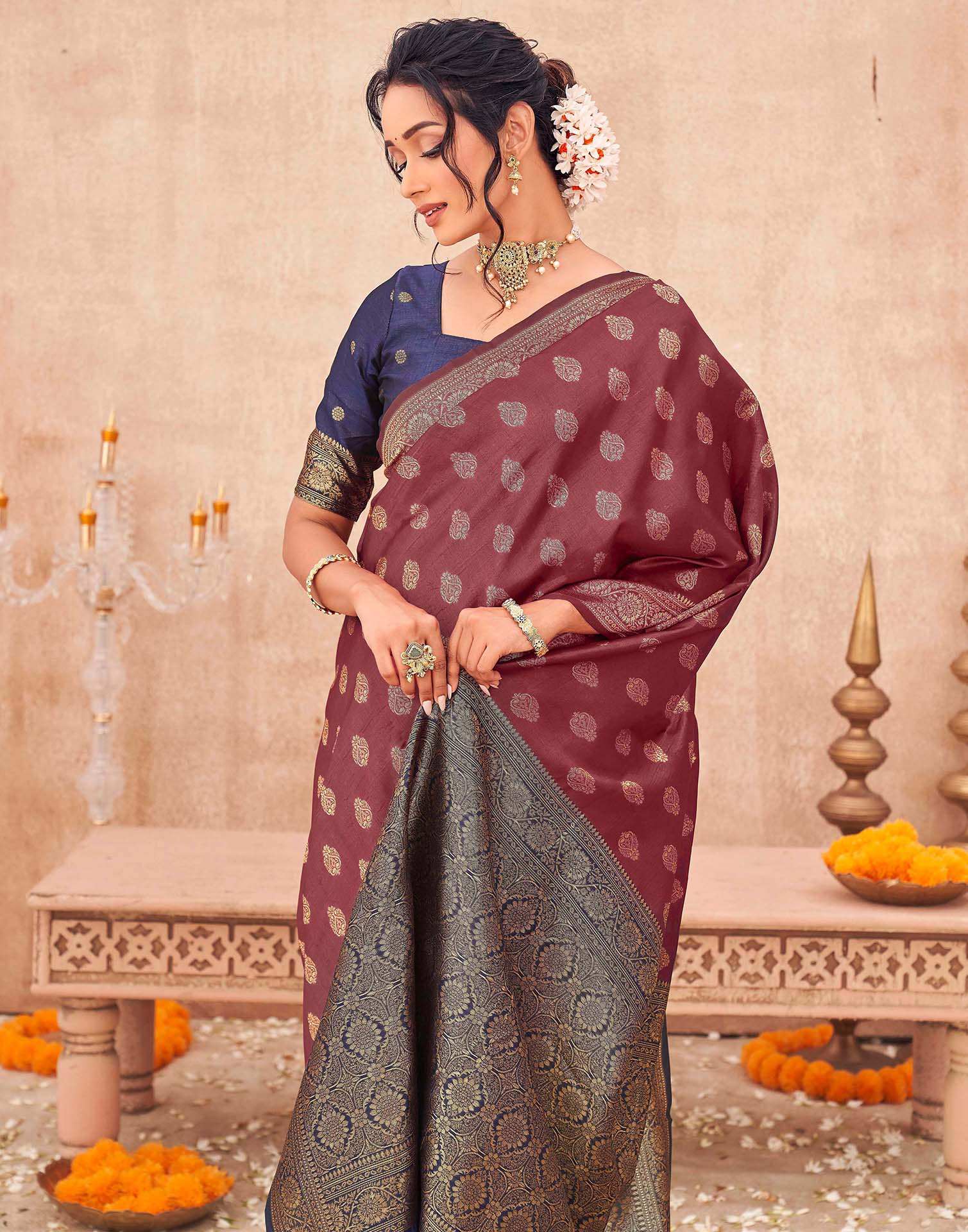 Magenta Shimmer Silk Woven Banarasi Saree - Image 3