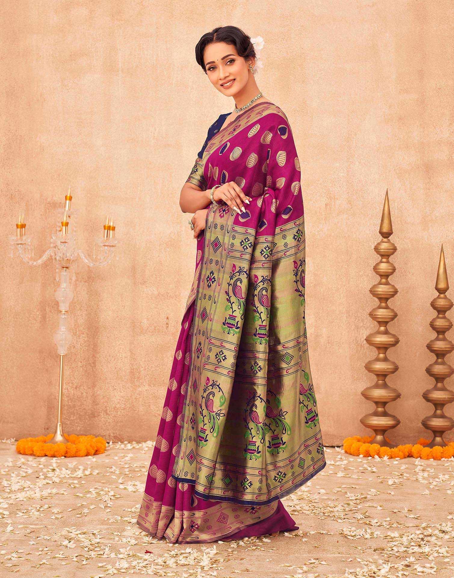 Magenta Shimmer Silk Woven Paithani Saree - Image 4