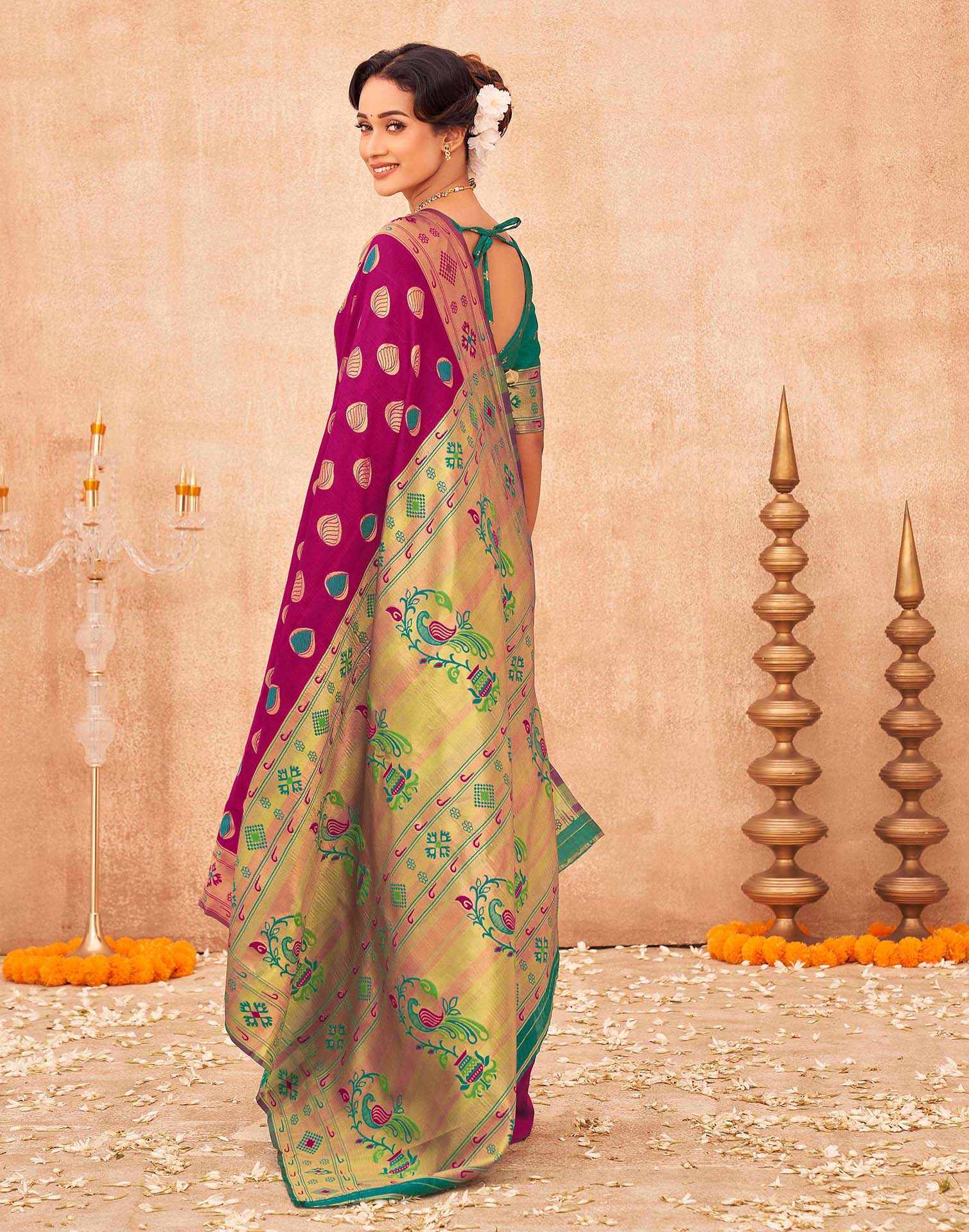 Magenta Shimmer Silk Woven Paithani Saree - Image 6
