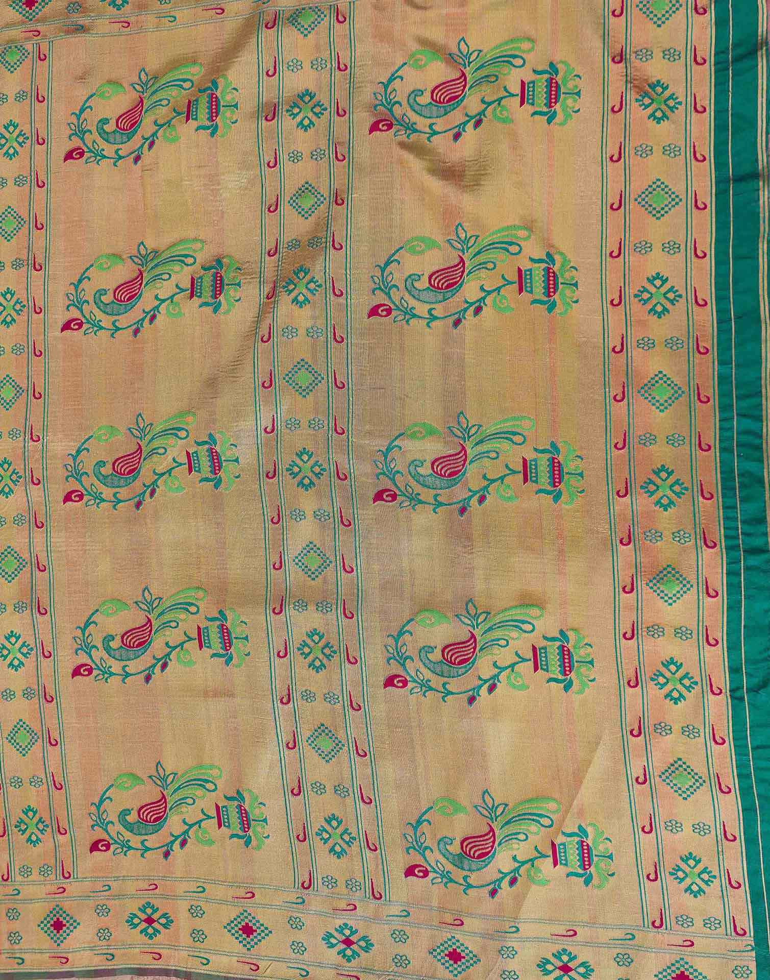 Magenta Shimmer Silk Woven Paithani Saree - Image 8