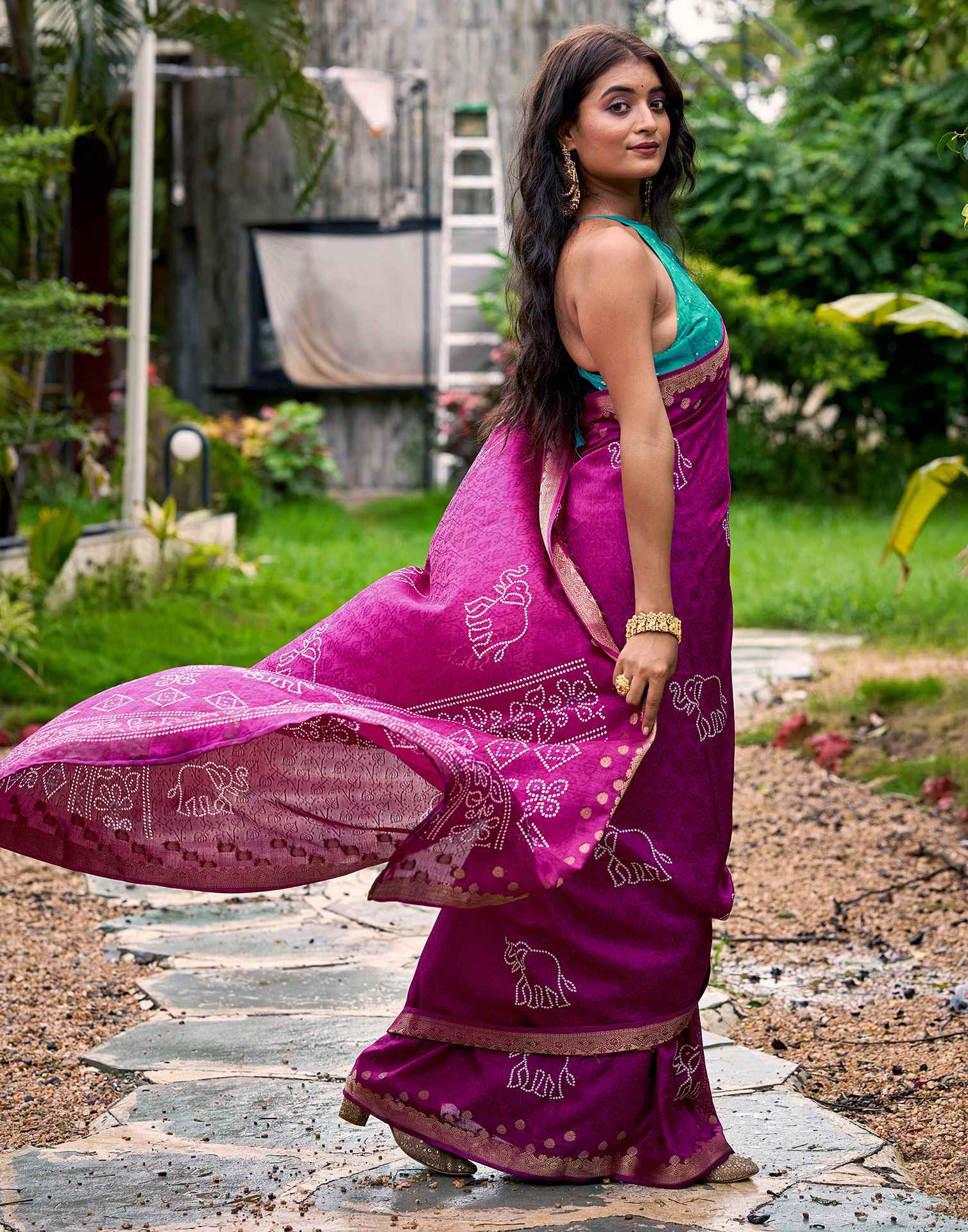 Magenta Silk Bandhani Printed Saree - Image 5