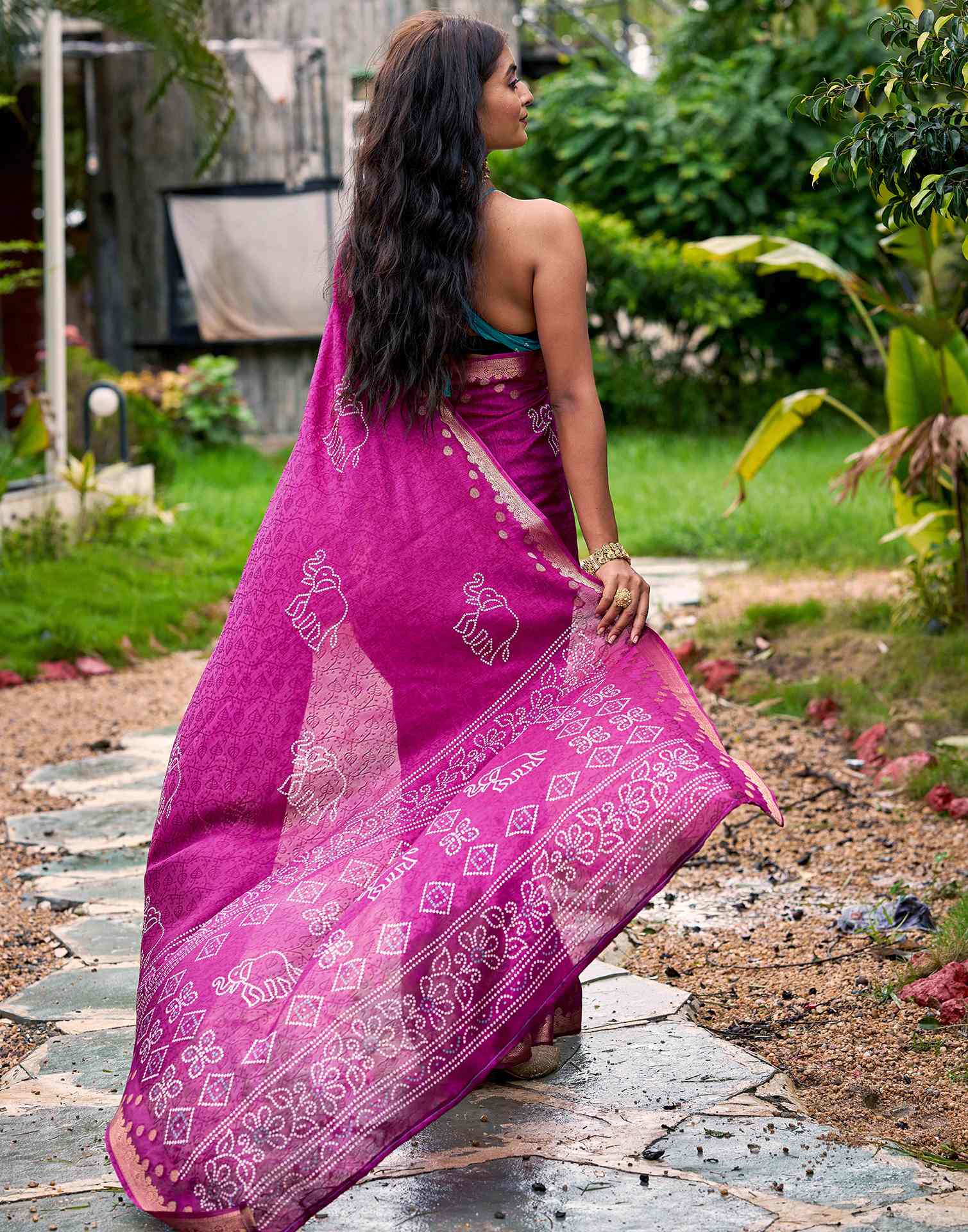 Magenta Silk Bandhani Printed Saree - Image 7
