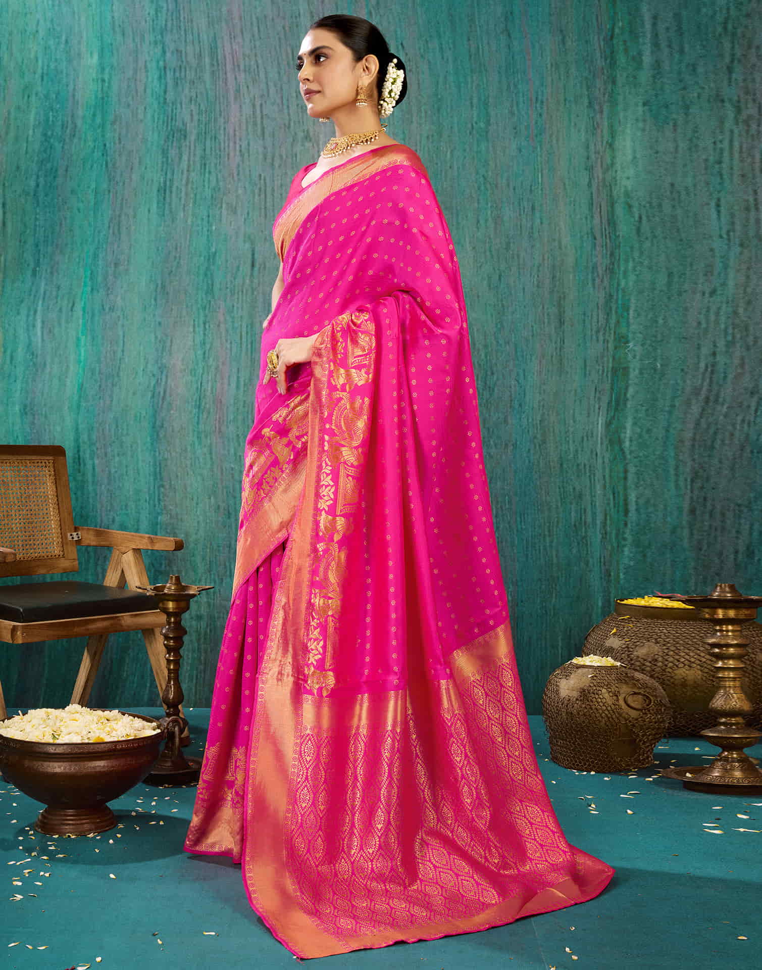 Pink Silk Woven Kanjivaram Saree - Image 4