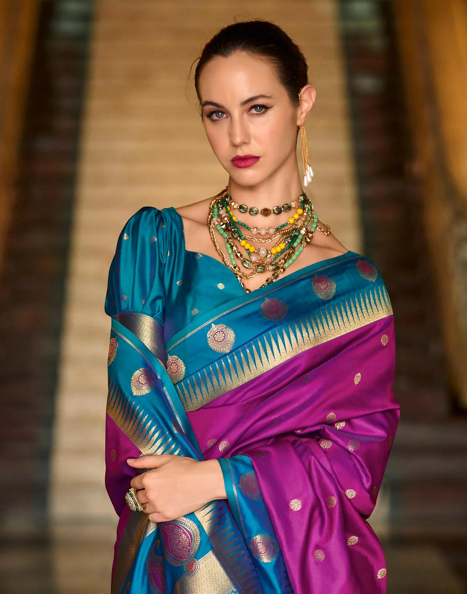 Magenta Silk Woven Banarasi Saree - Image 4