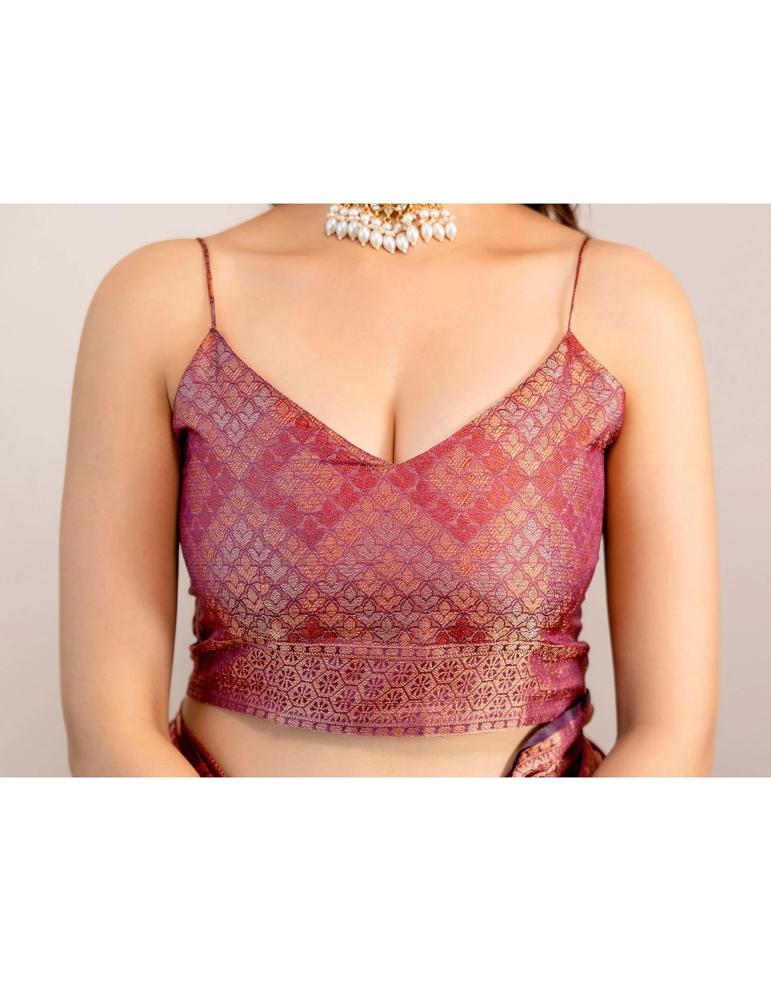 Magenta Silk Woven Banarasi Saree - Image 11