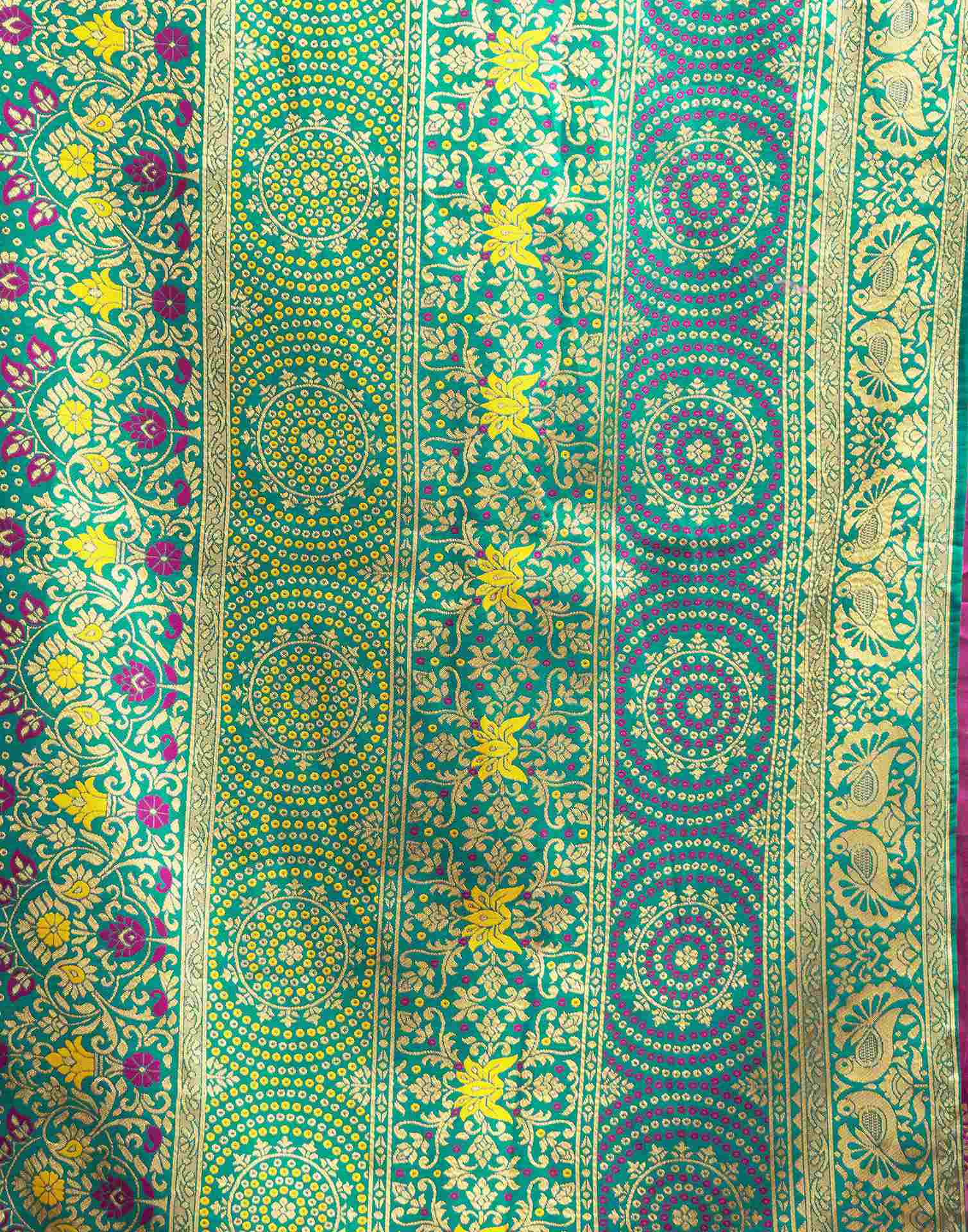Magenta Silk Woven Patola Saree - Image 7