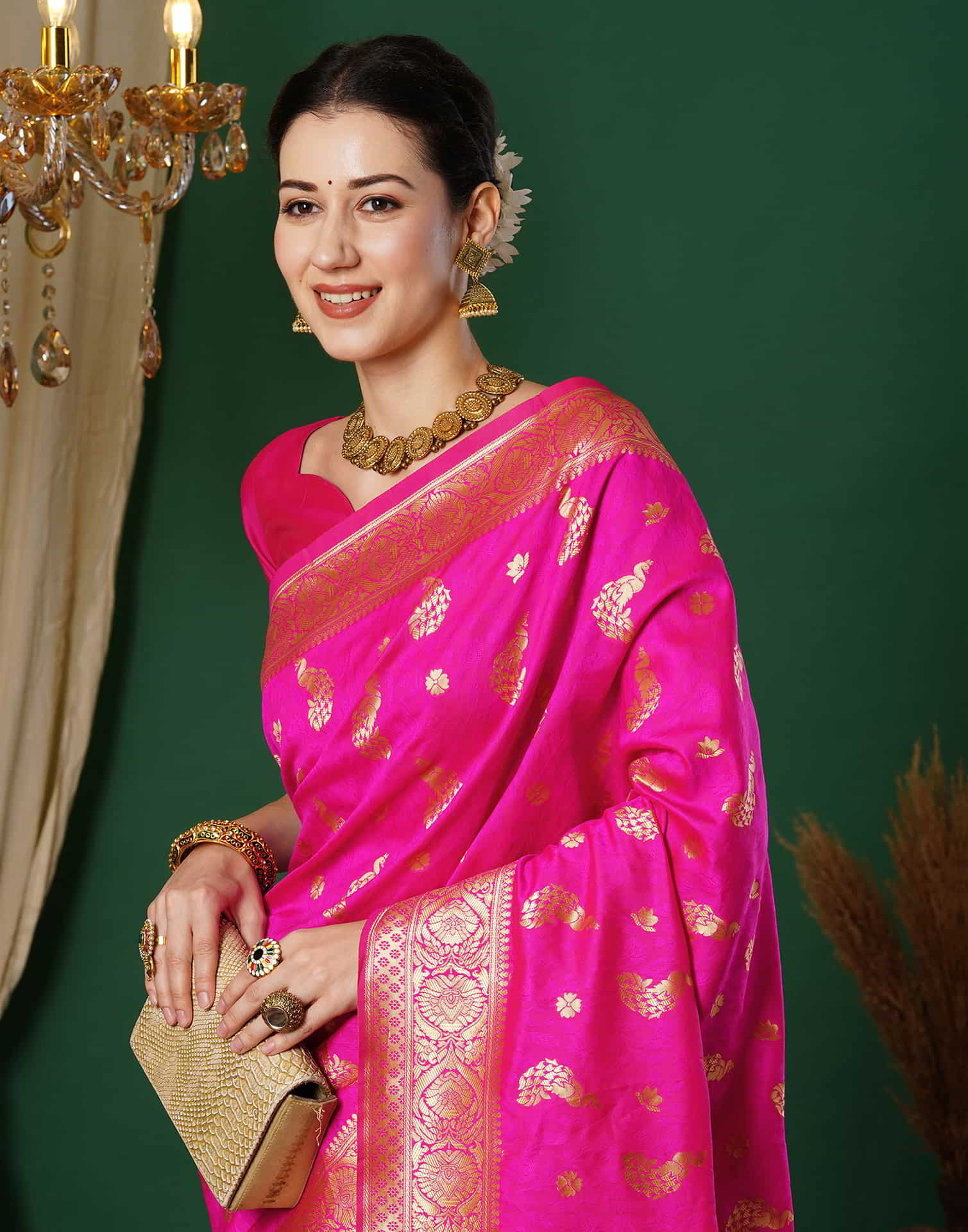 Magenta Silk Woven Banarasi Saree - Image 2