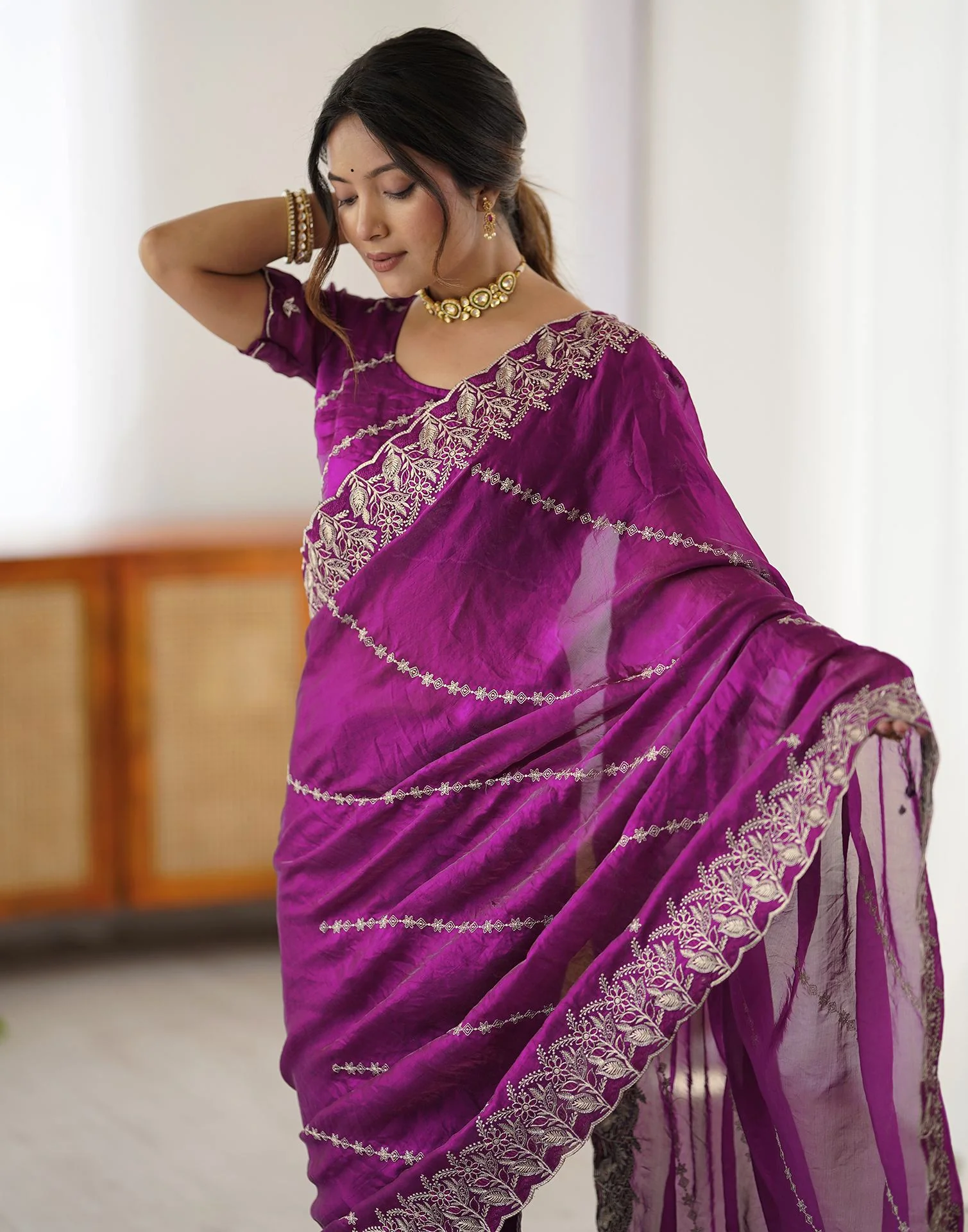 Magenta Tissue Silk Embroidery Saree - Image 2