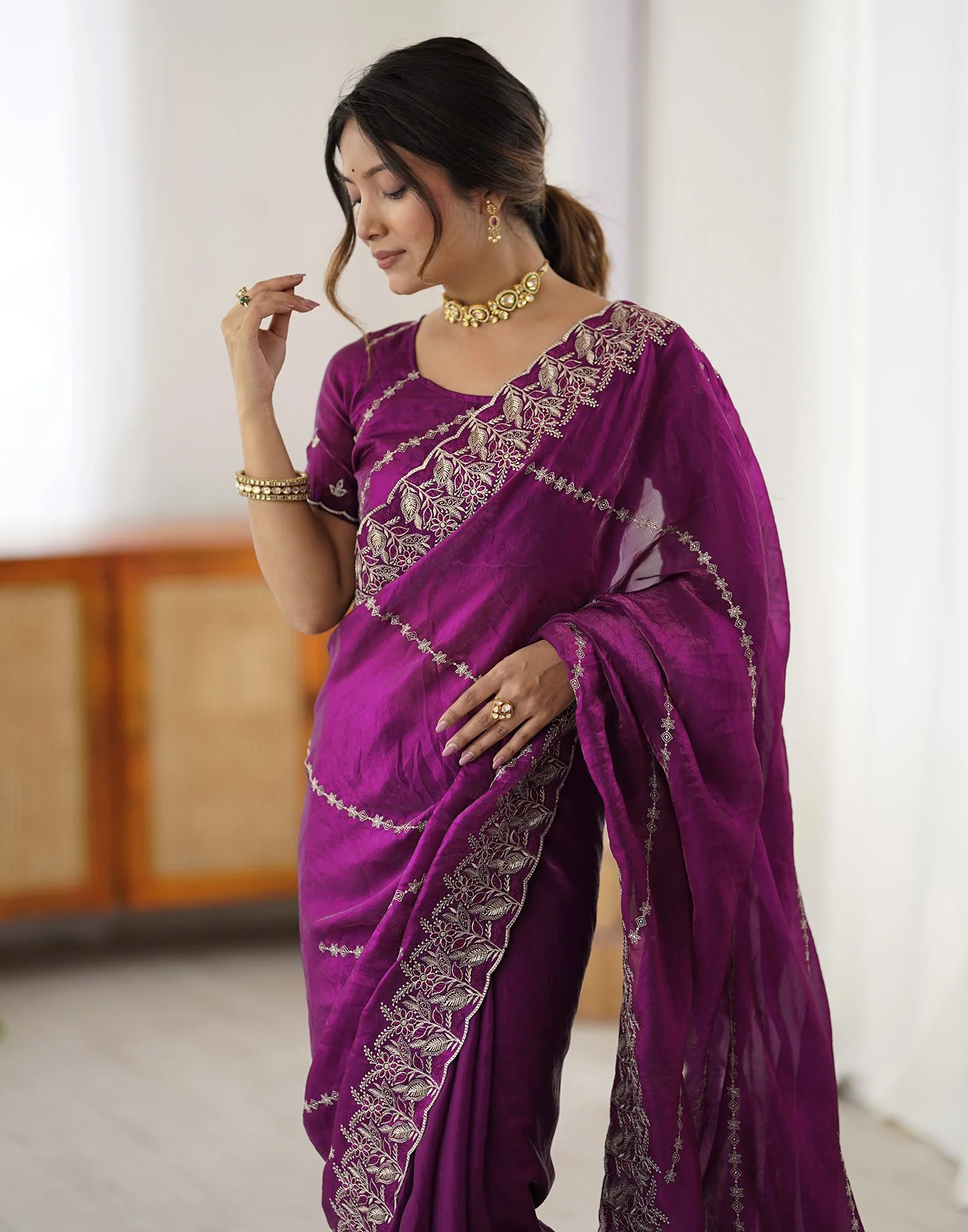 Magenta Tissue Silk Embroidery Saree - Image 4