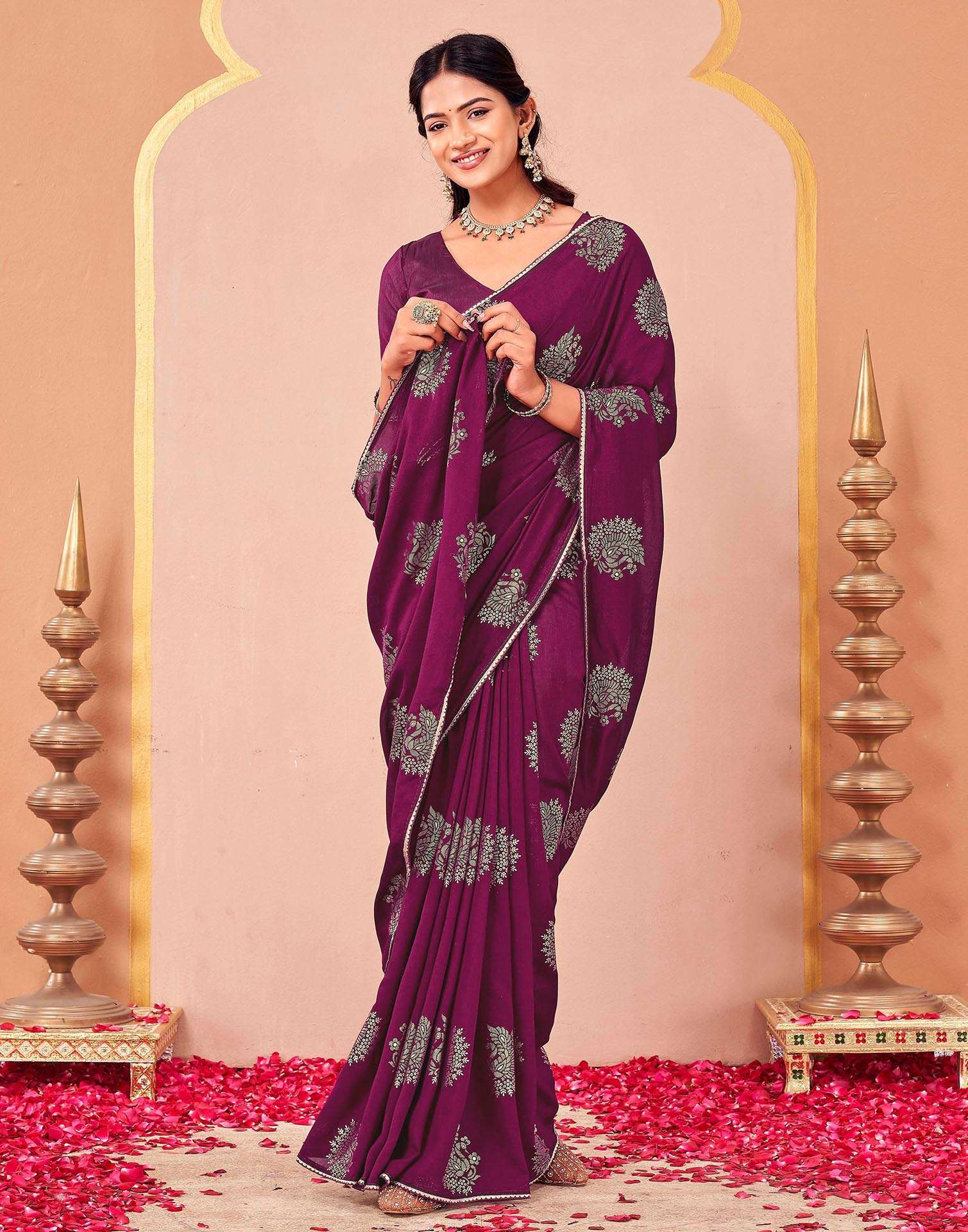 Magenta Vichitra Silk Foil Printed Gota Lace Saree - Image 5