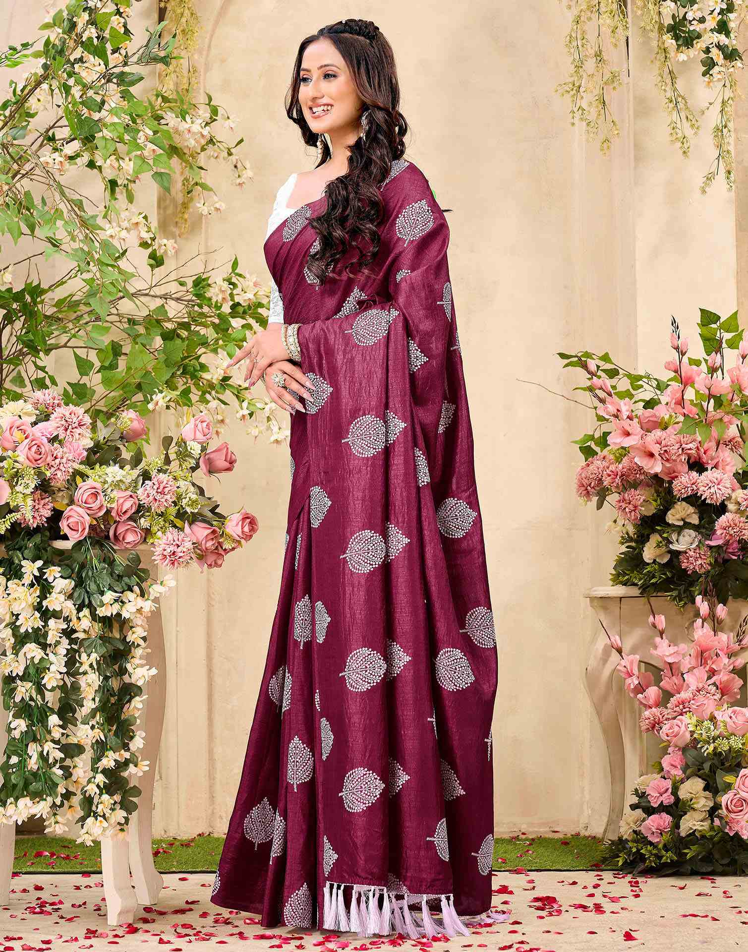 Magenta Vichitra Silk Printed Saree - Image 2