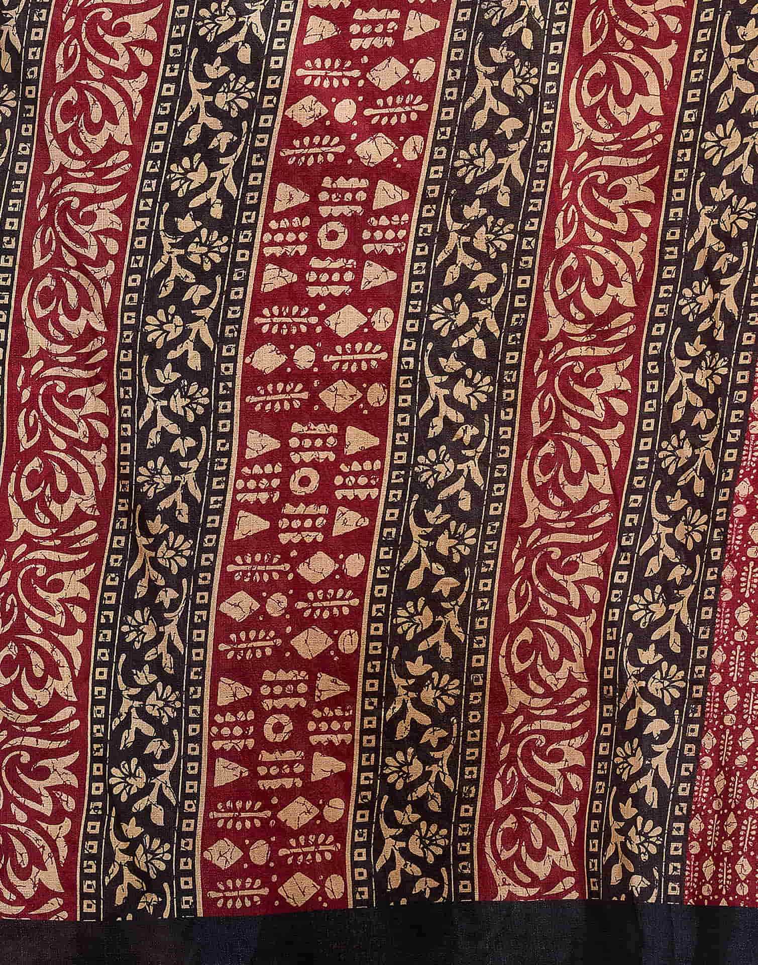 Maroon Bhagalpuri Silk Printed Saree - Image 8