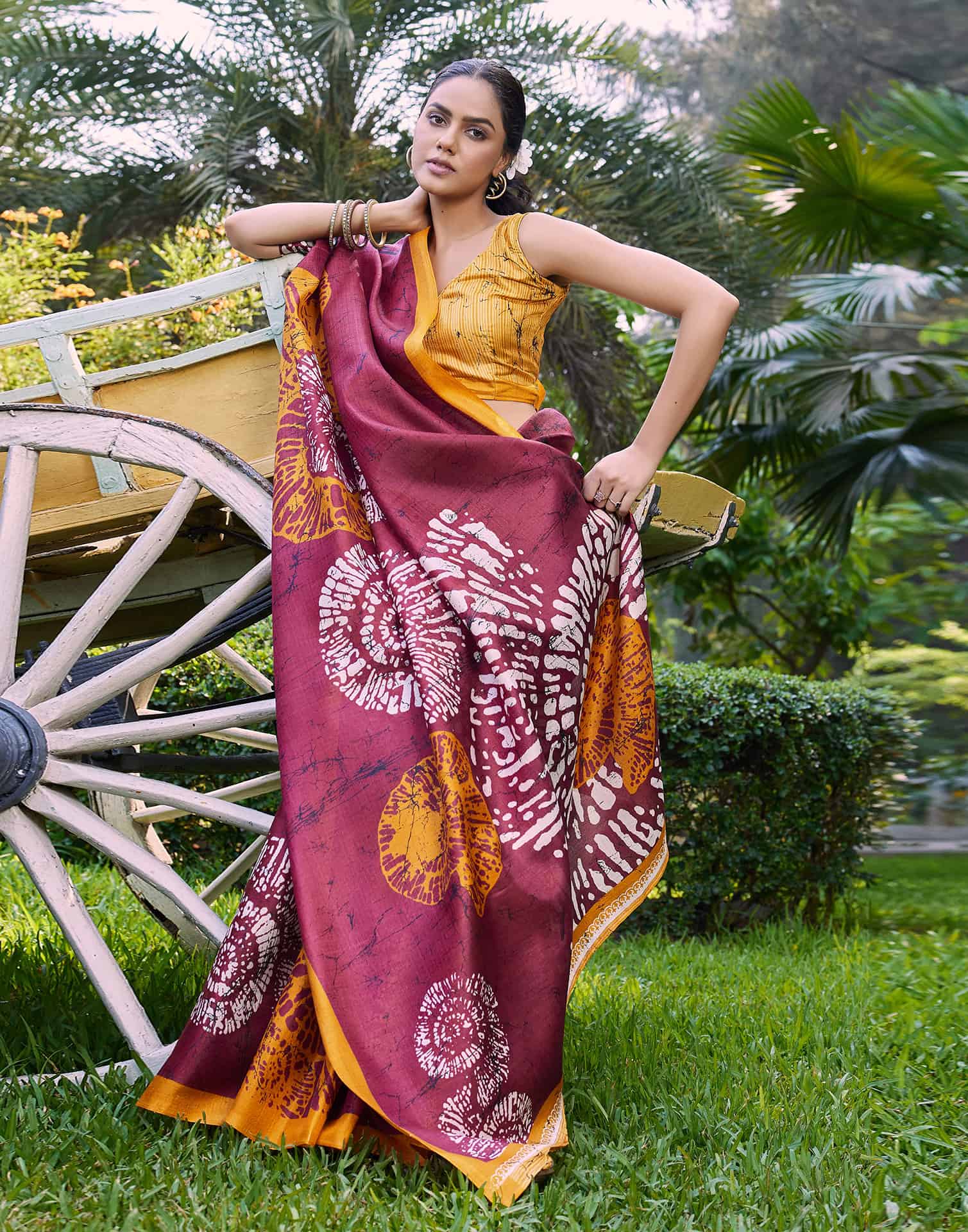 Maroon Cotton Blend Printed Saree - Image 5