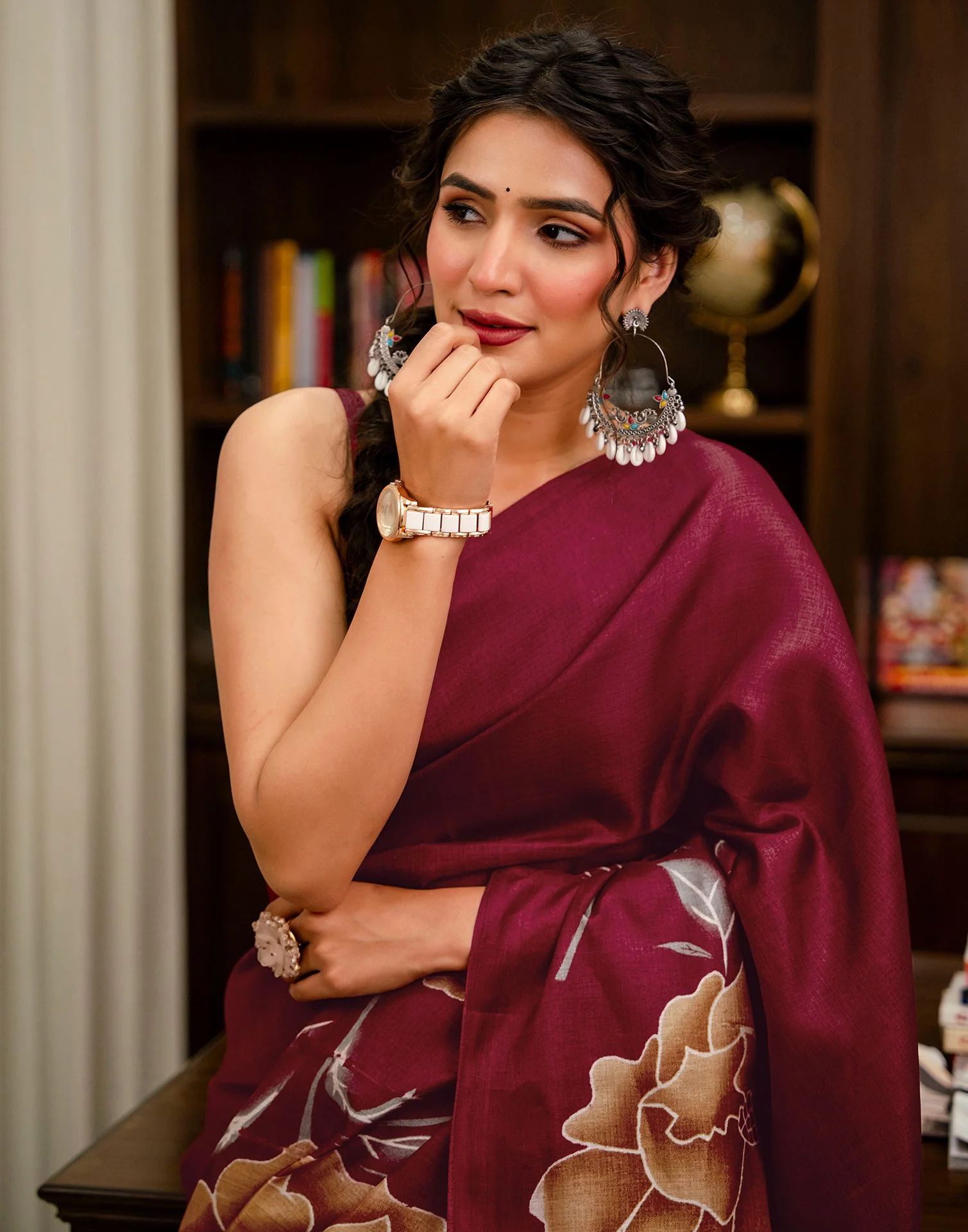 Maroon Khadi Floral Printed Saree - Image 11