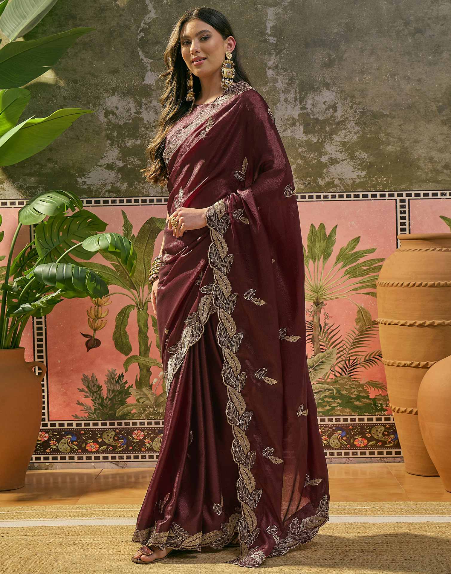 Maroon Shimmer Embroidery Saree - Image 4
