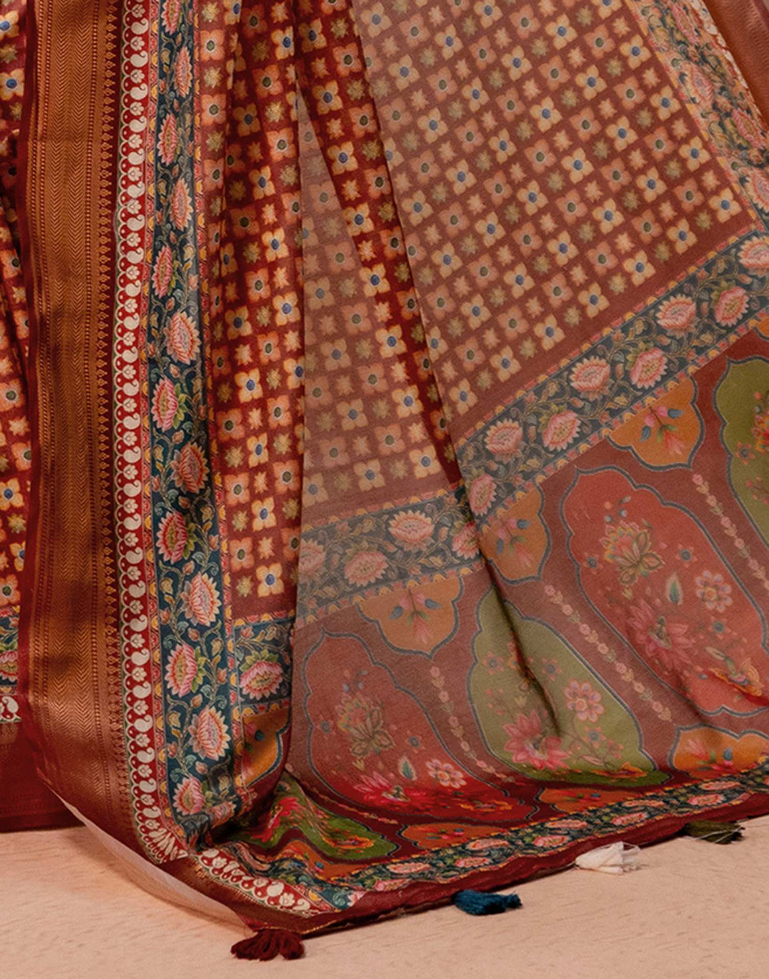 Maroon Silk Printed Woven Border Saree - Image 11
