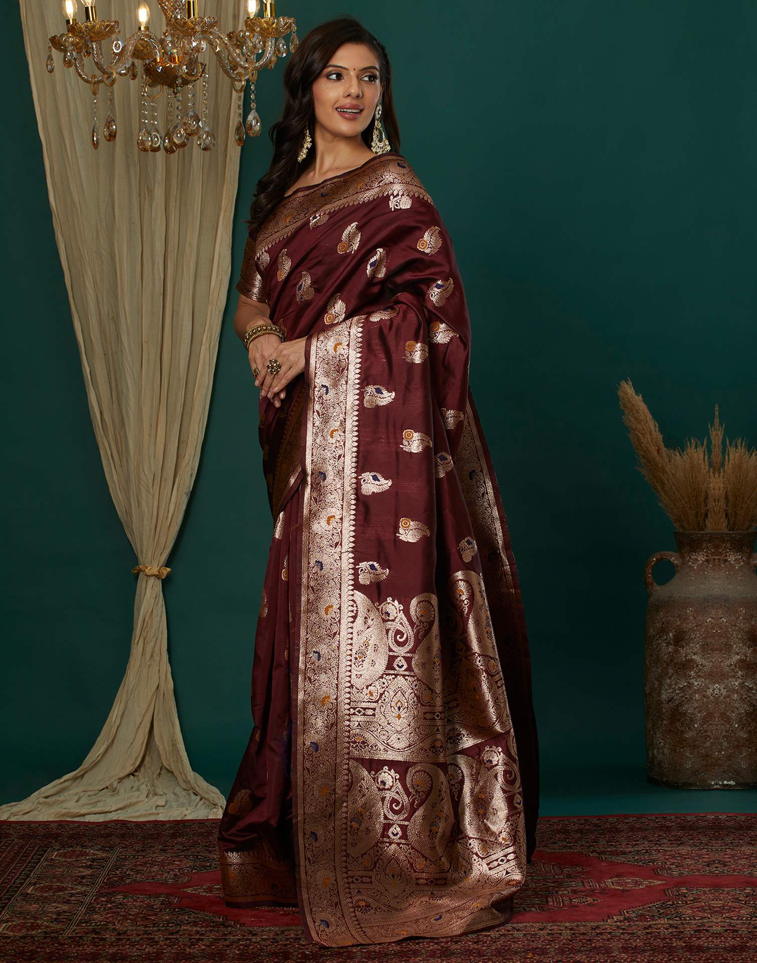 Maroon Silk Weaving Banarasi Saree - Image 4