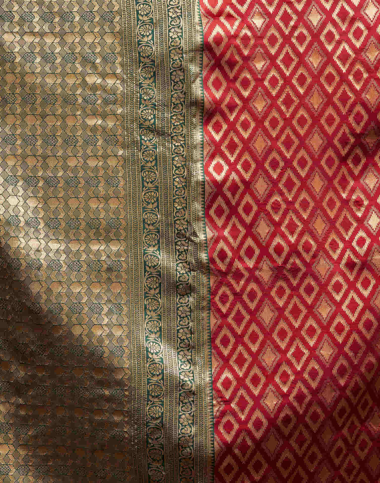 Maroon Silk Woven Banarasi Saree - Image 8