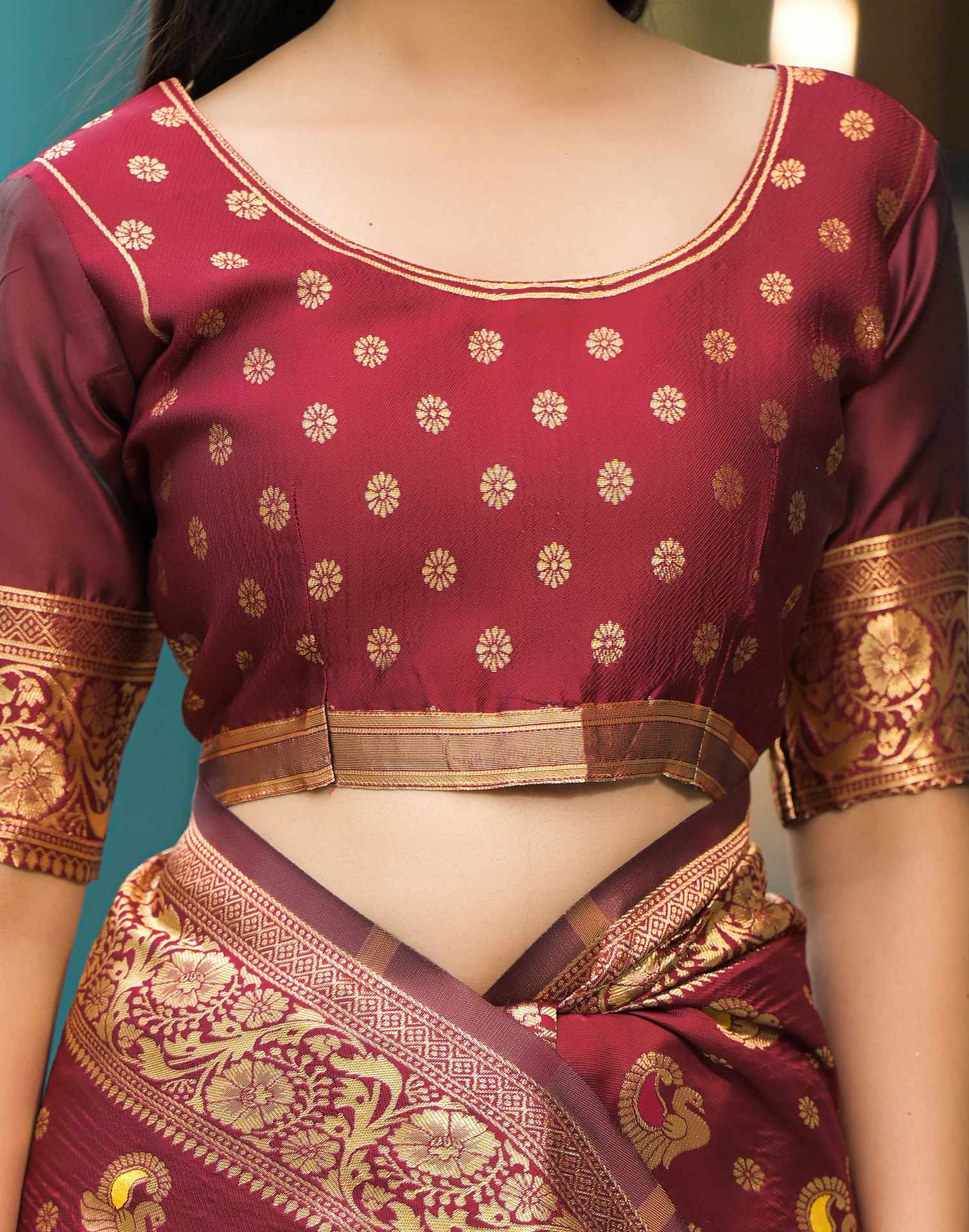 Maroon Silk Woven Banarasi Saree - Image 10