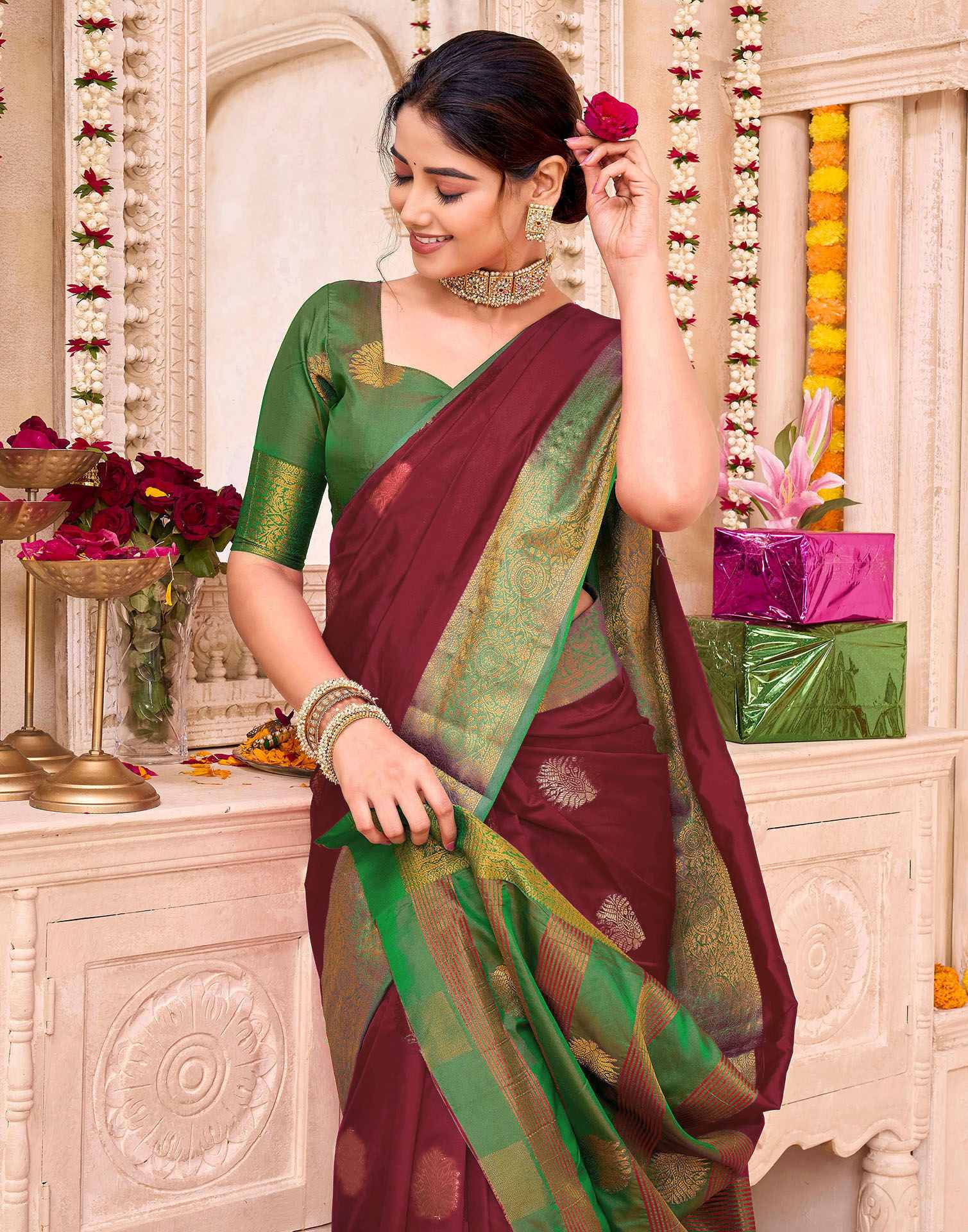 Maroon Silk Woven Banarasi Saree - Image 2