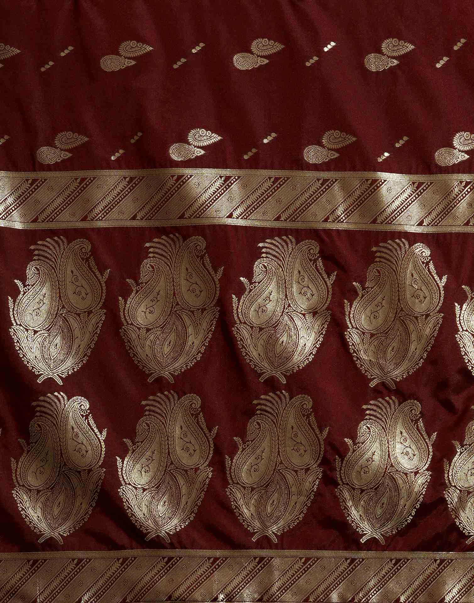 Maroon Silk Woven Banarasi Saree - Image 8