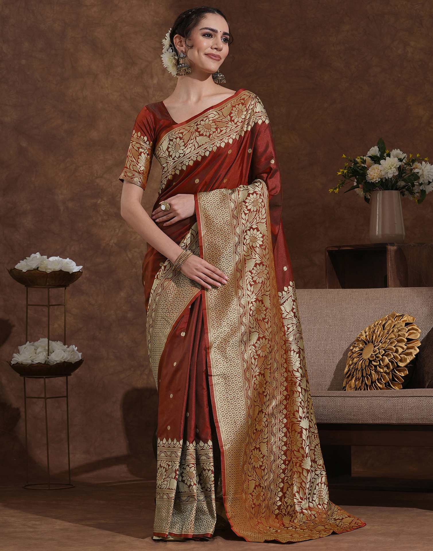 Maroon Silk Woven Kanjivaram Saree - Image 2